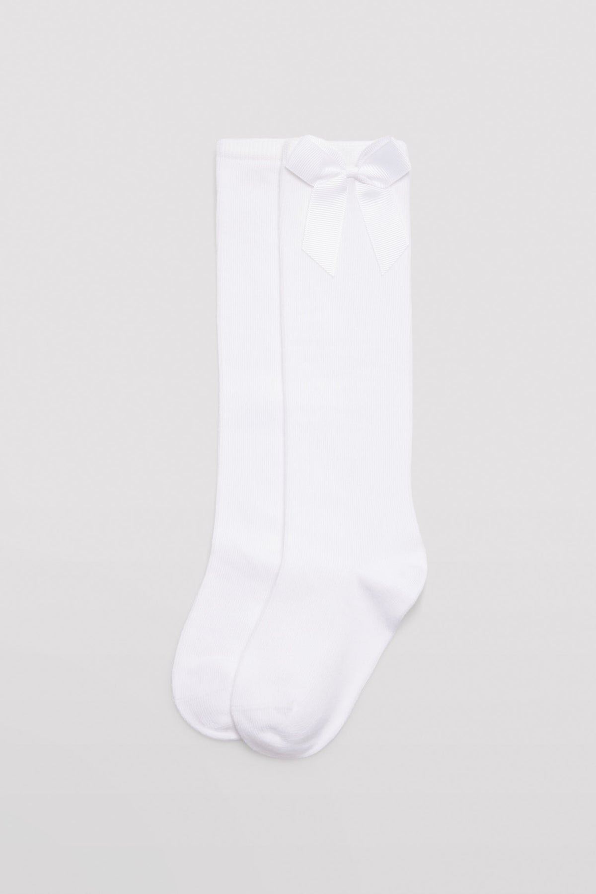 02855-5-calcetines-altos-lazo-infantil-ysabel-mora - Blanco
