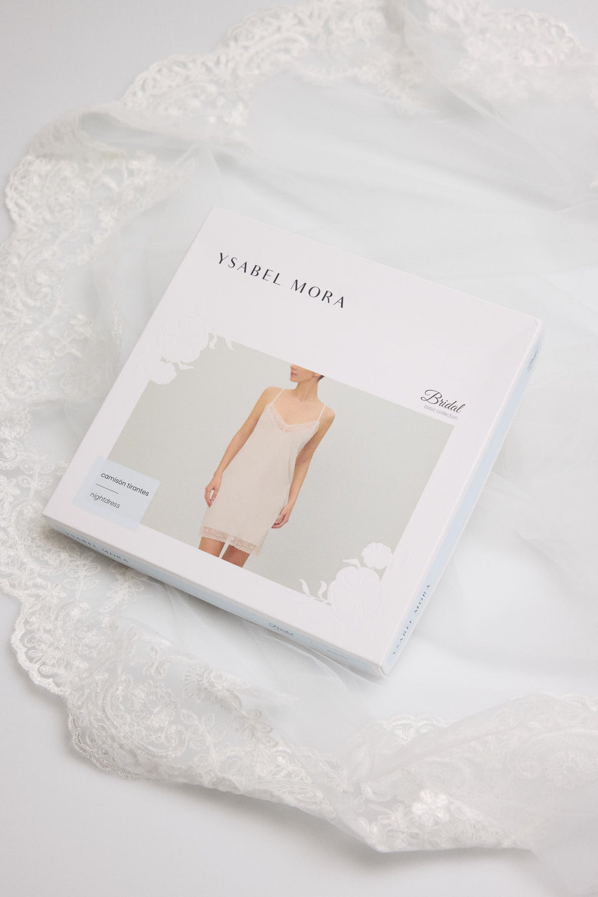 Camisón de tirantes de satén blanco | Colección Novia - Ysabel Mora