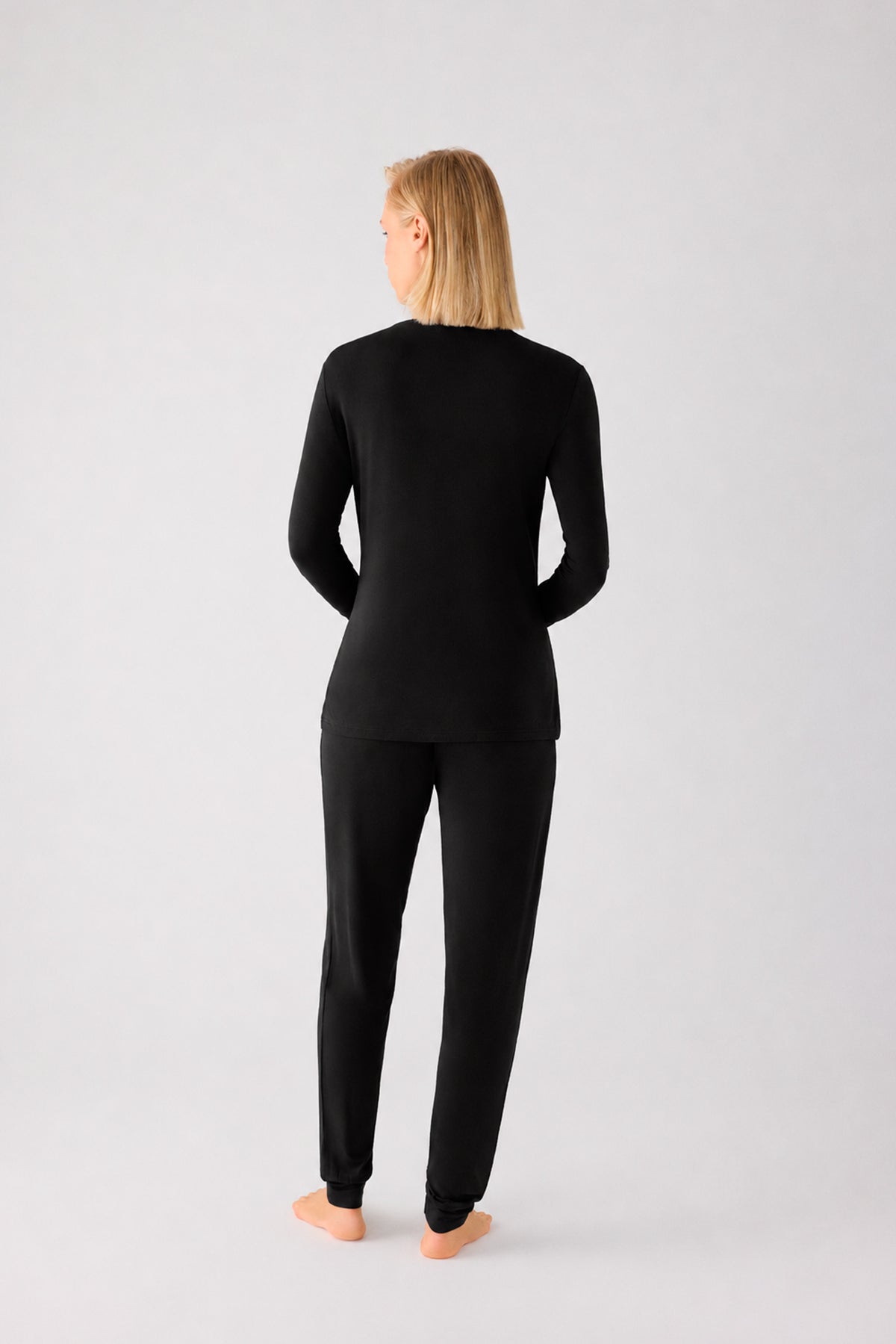 Pyjama long femme léger et doux avec pantalon jogger noir