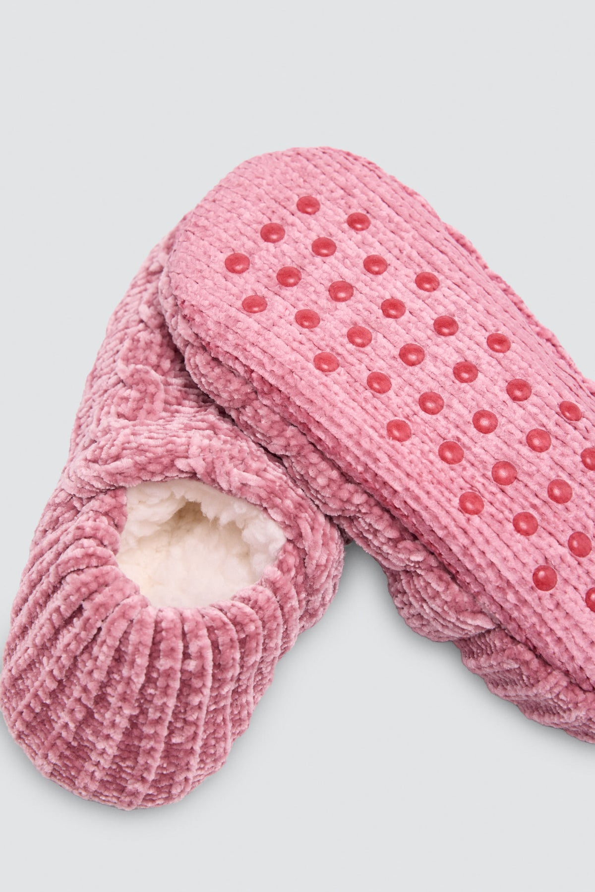 Chaussons femme veloutés antidérapants doublés sherpa rose