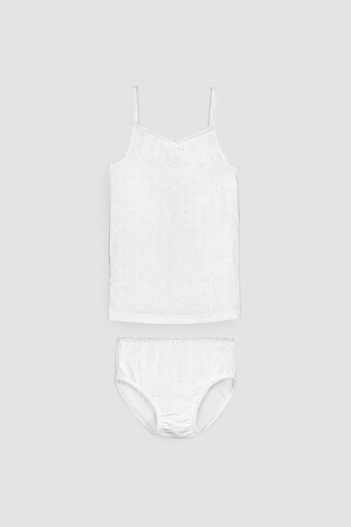 Conjunto infantil interior camiseta y braga blanco - Ysabel Mora