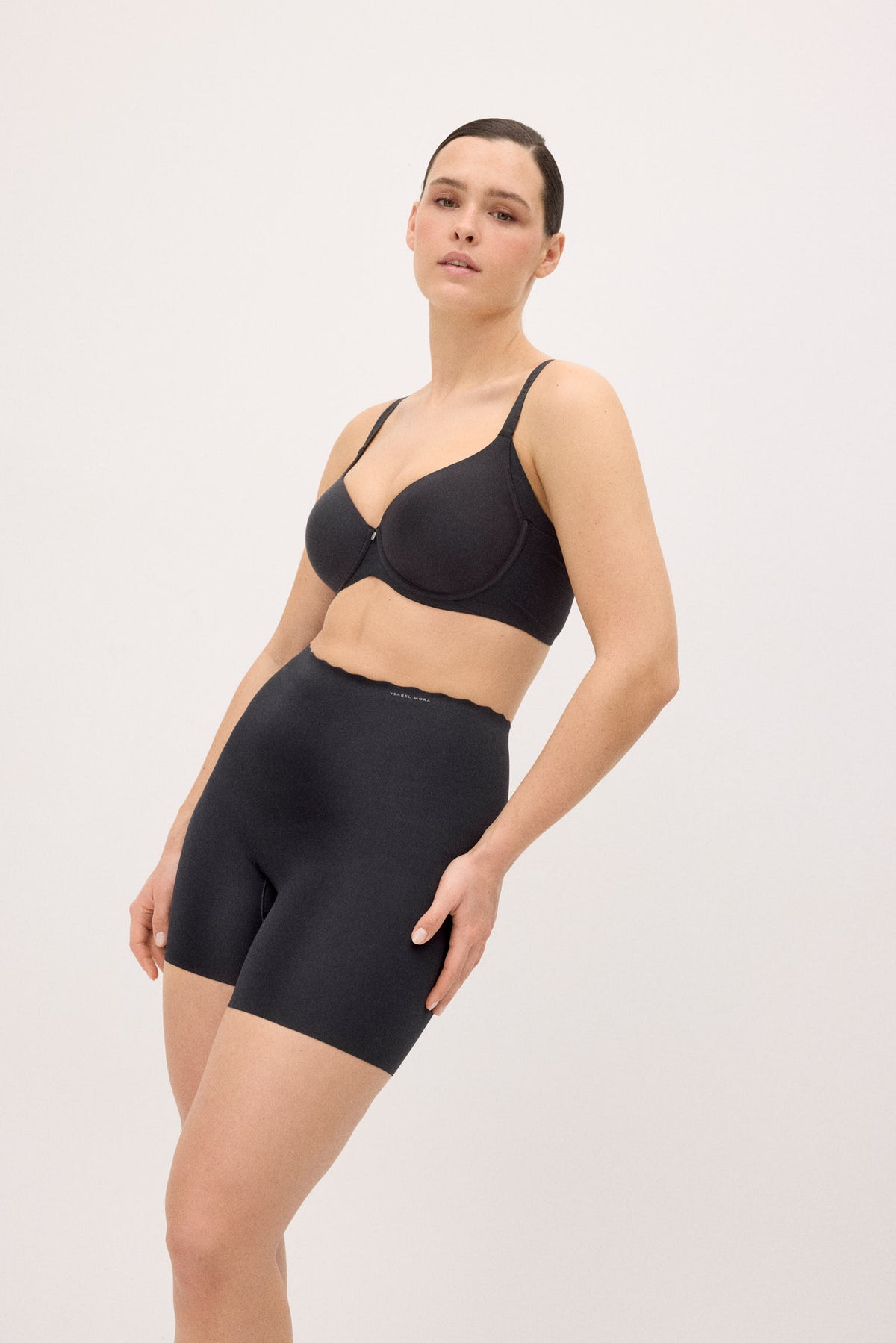 culotte-antirroce-de-control-abdomen-compresion-ligera-negro-ysabel-mora