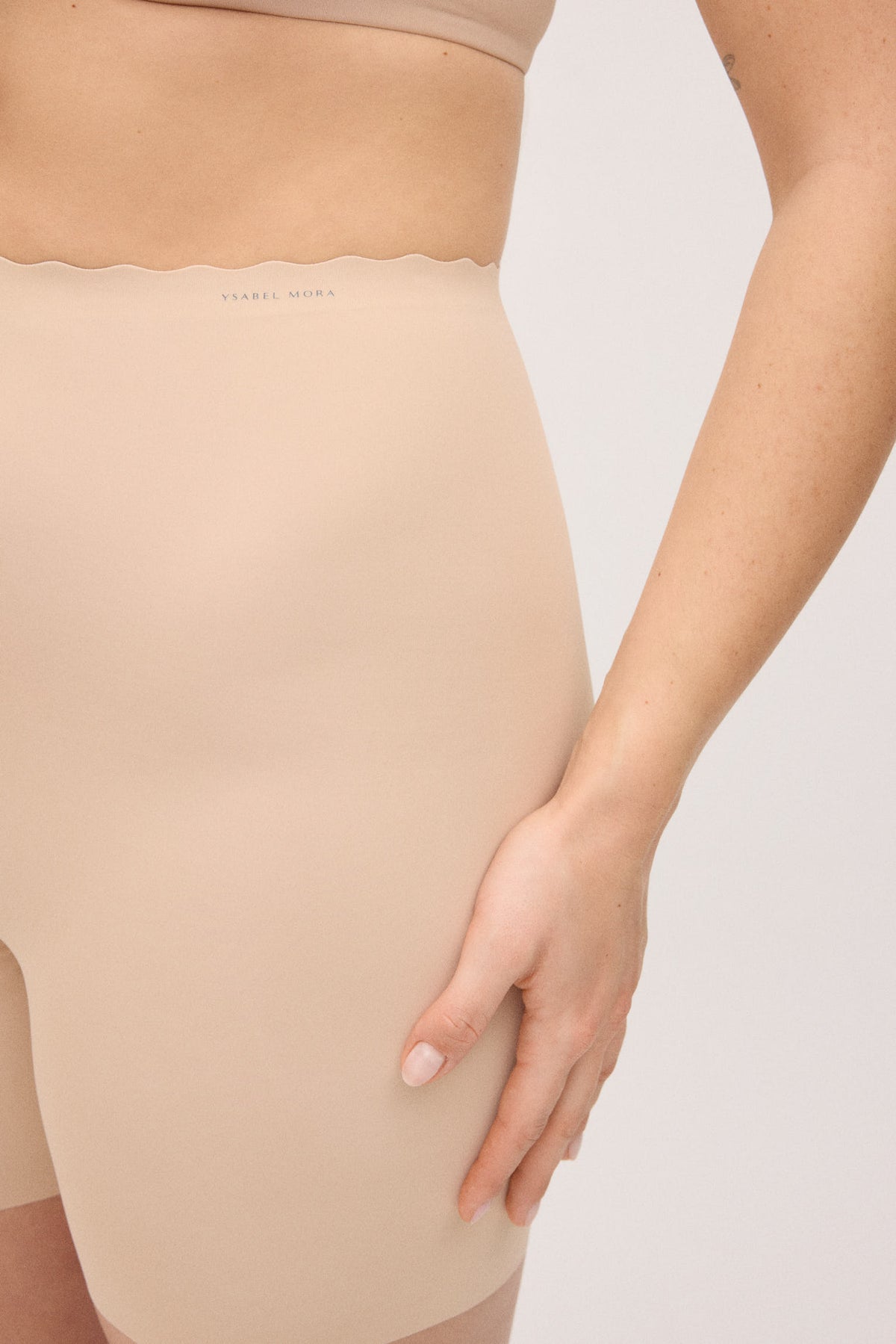 culotte-antirroce-de-control-abdomen-compresion-ligera-nude-ysabel-mora