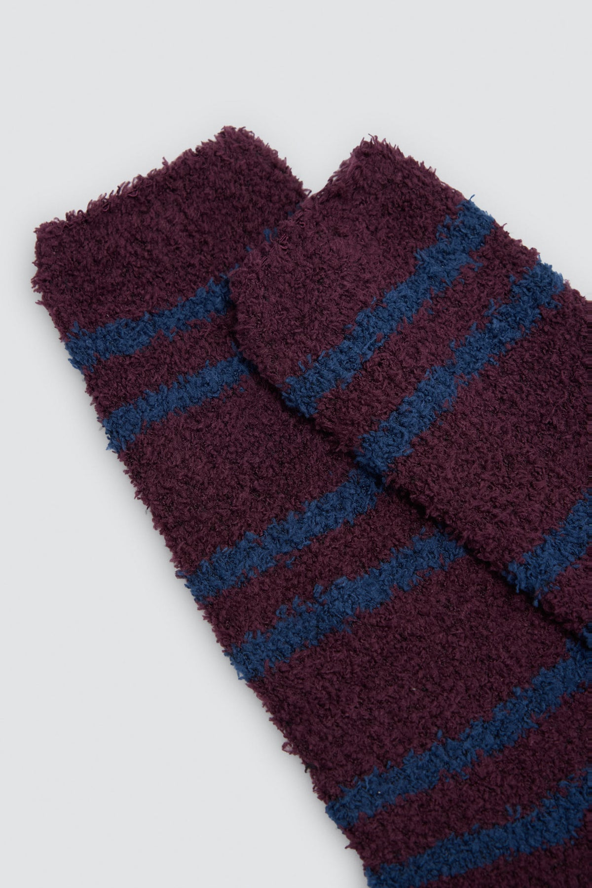 Lot de 4 chaussettes en flanelle rayures et motifs géométriques