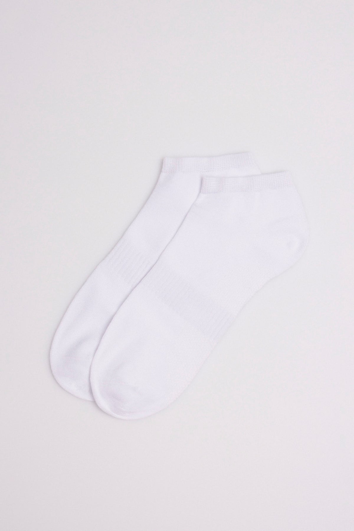 22395-1-calcetines-deportivos-ysabel-mora - Blanco