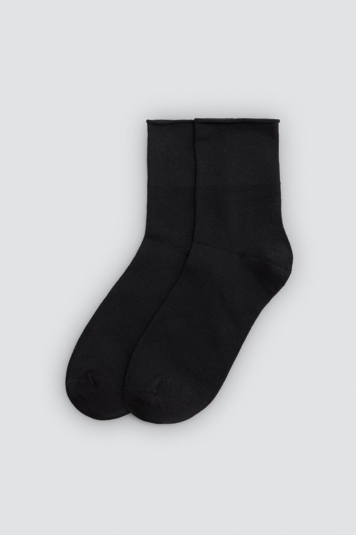 Pack 3 calcetines altos básicos lisos negro - Ysabel Mora