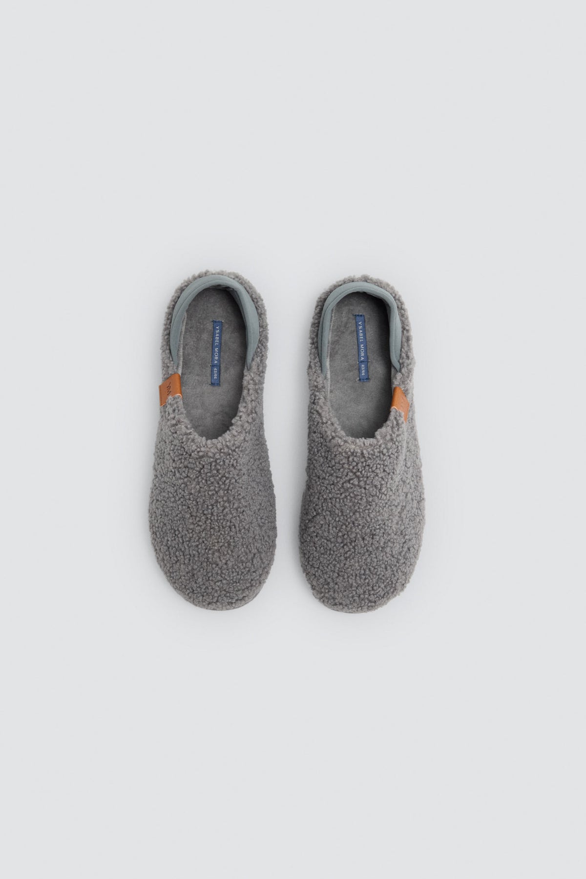 Chaussons homme fermés effet mouton