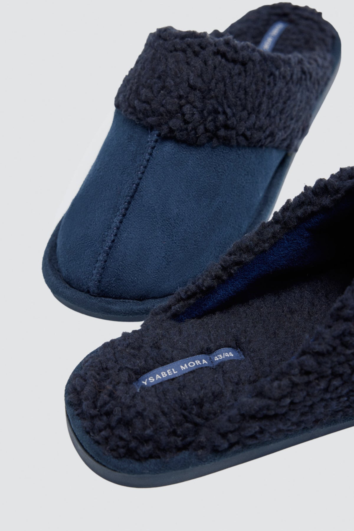 Chaussons homme bleu marine ouverts au talon effet mouton