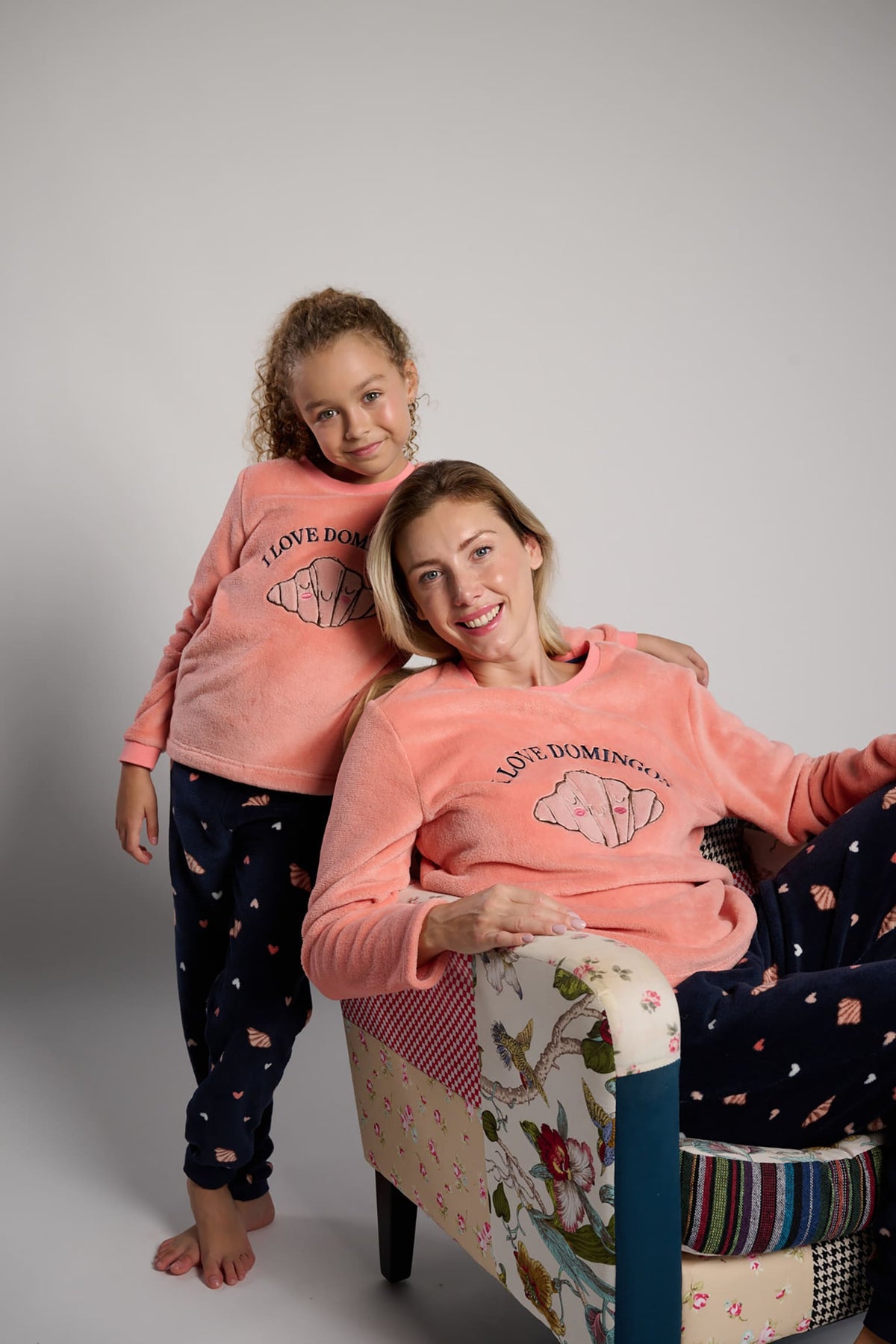 26236-pijama-largo-polar-coralina-mujer-mensaje-i-love-domingos