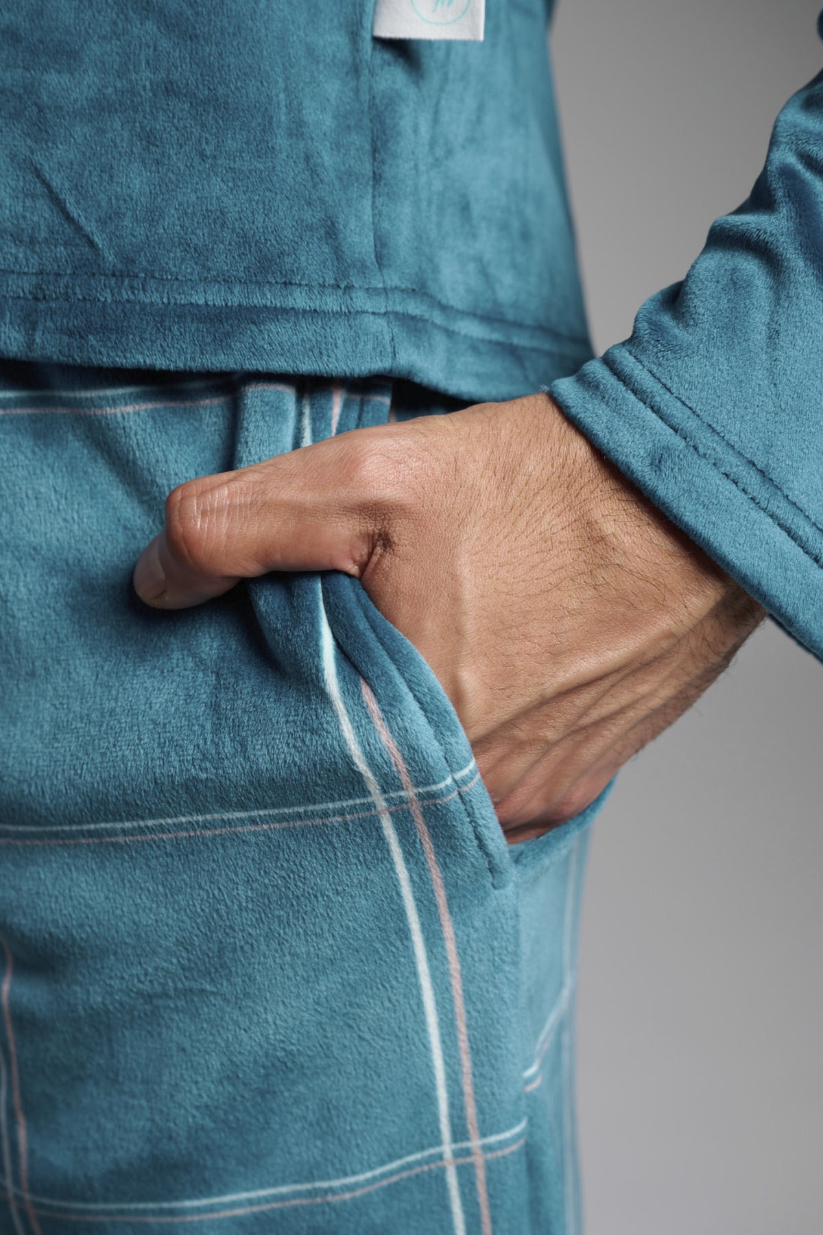 Pyjama long homme velours Confident & Classy à carreaux