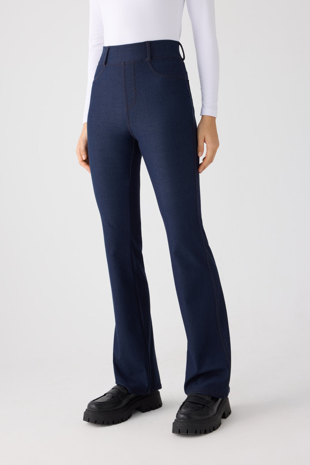 70479-marino-jeans-leggings-mujer-vaqueros-acampanados-efecto-push-up