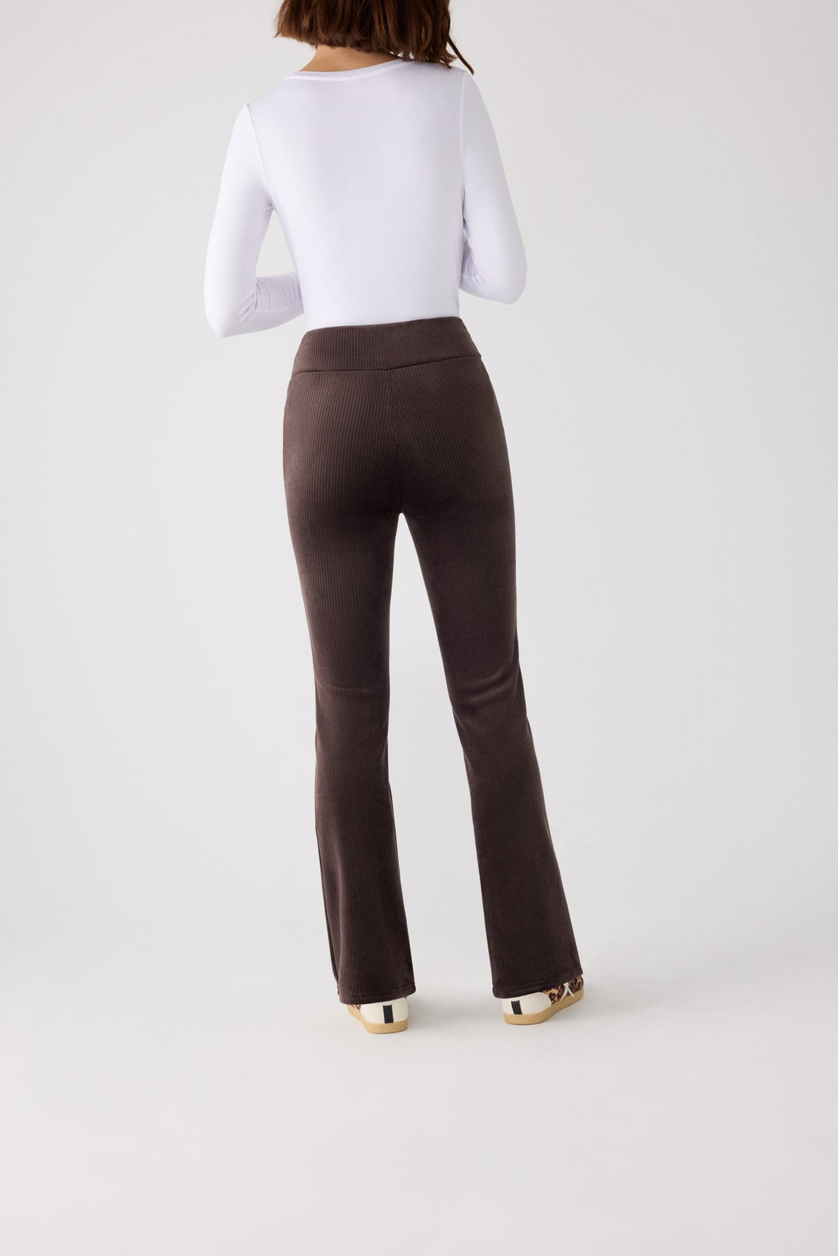 70484-dark-chocolate-leggings-mujer-termico-acampanados-ultra-calidos-marron-chocolate