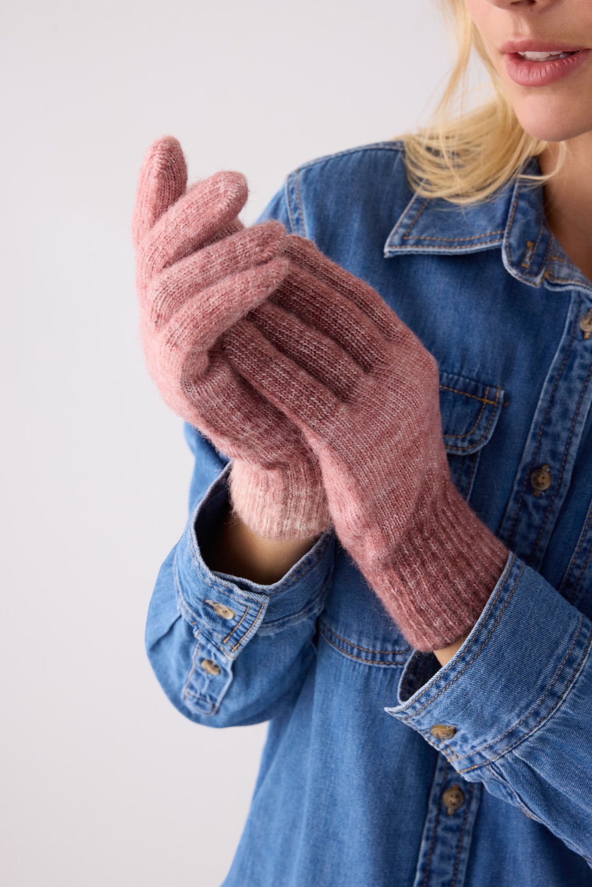 Ensemble bonnet et gants en maille dégradée pour femme