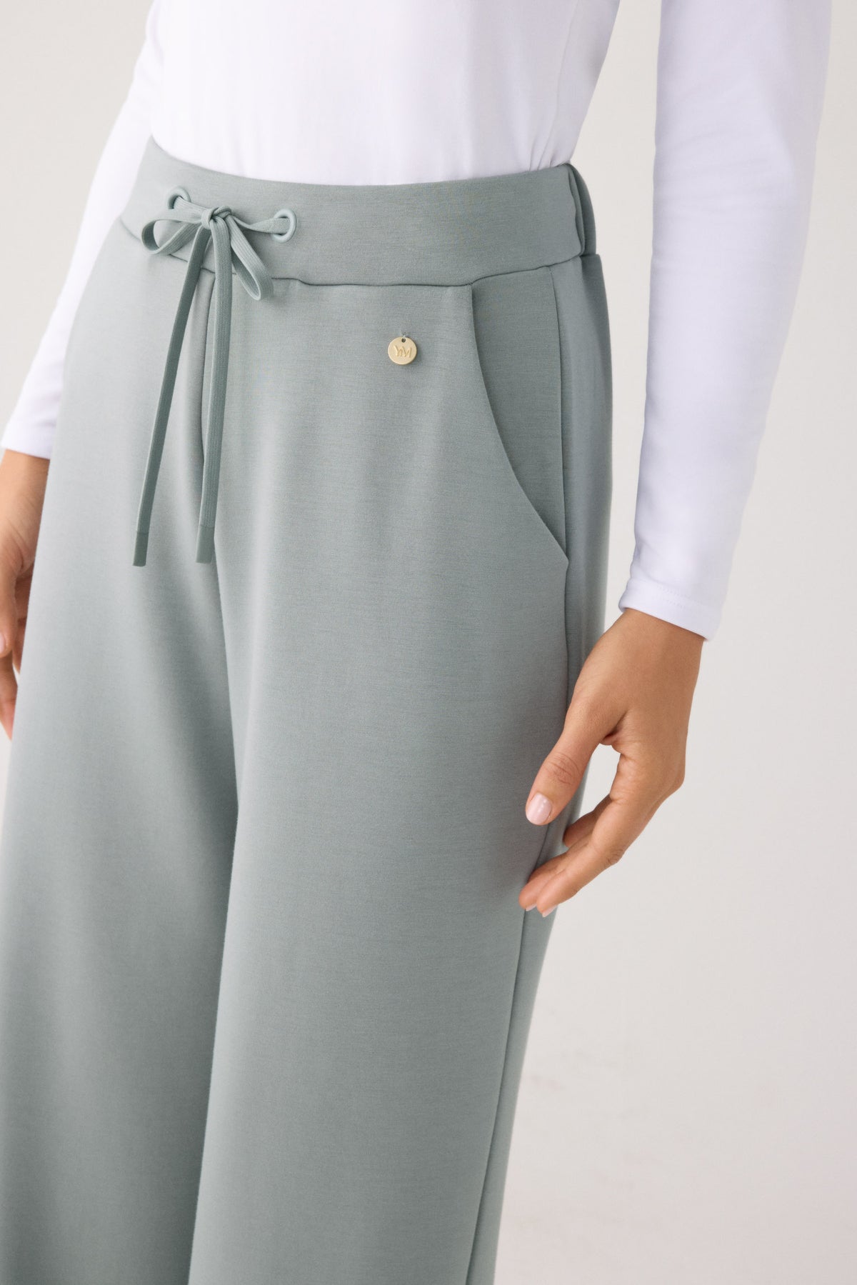 70743-laurel-green-pantalones-comodos-rectos-afelpados-tiro-alto-cintura-ajustable-azul