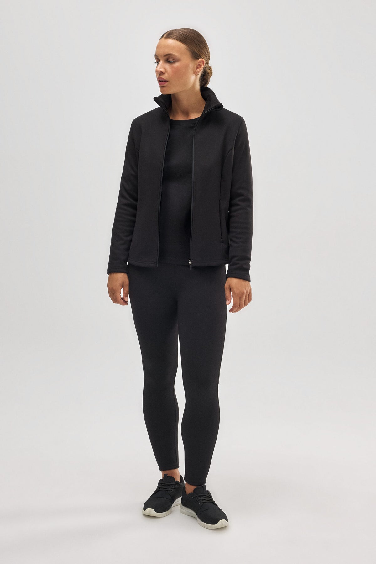 70913-7-chaqueta-termica-ajustada-deportiva-negro