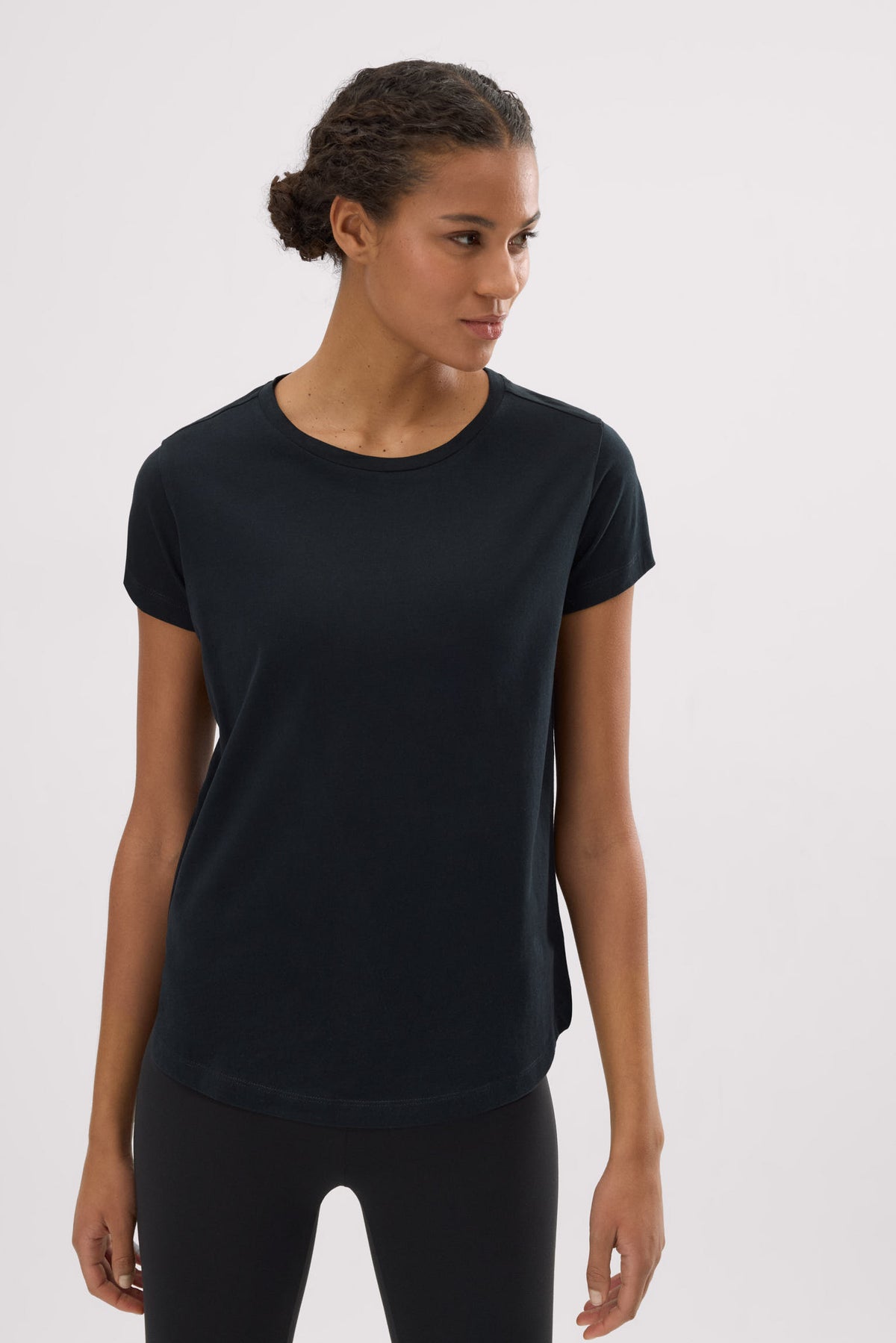 Camiseta algodón básica estilo deportivo negro - Ysabel Mora