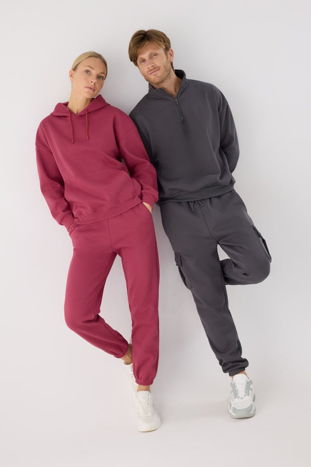 Sweat sport homme anthracite molletonné demi-zip
