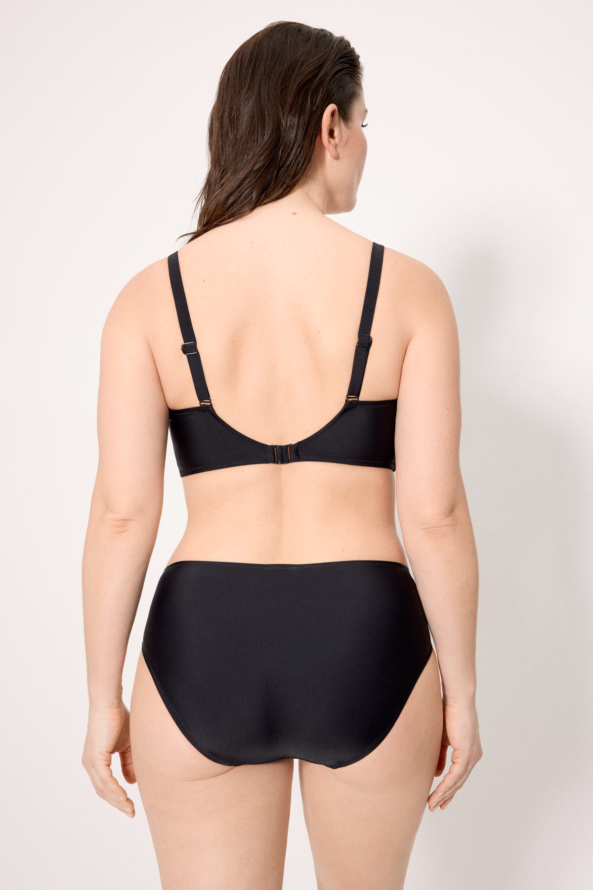 83310-negro-top-bikini-mujer-reductor-negro-copas-d-y-e--ysabel-mora