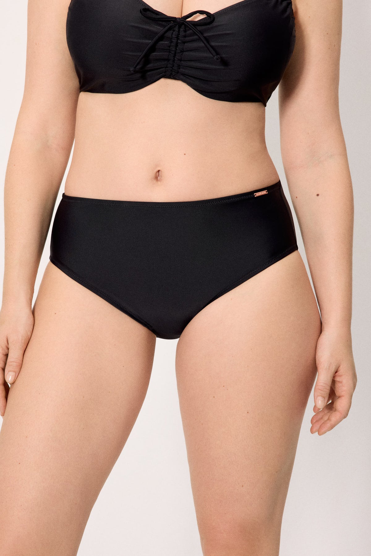 83311-negro-braga-bikini-mujer-reductora-alta-negro--ysabel-mora