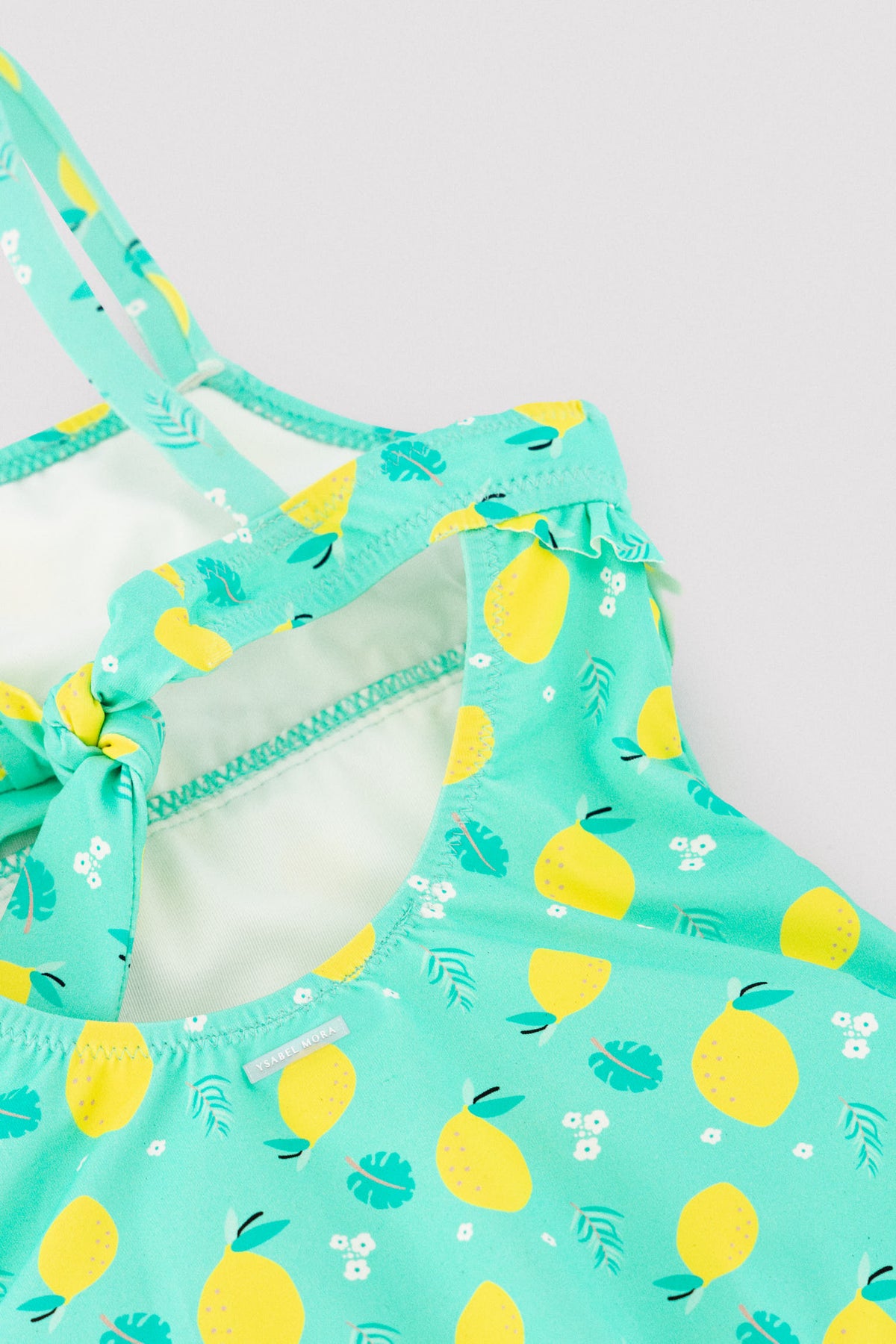 Bañador niña detalle volante estampado limones - Ysabel Mora