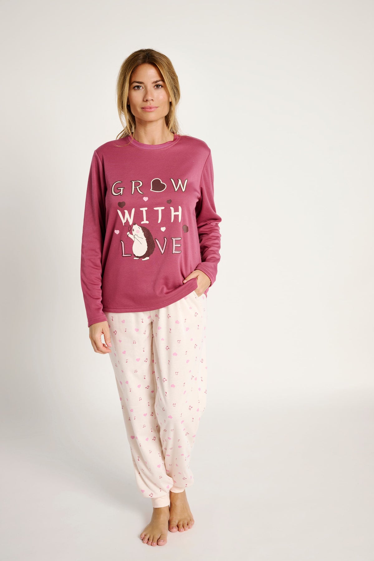 12011030-1-pijama-algodon-mensaje-grow-with-love