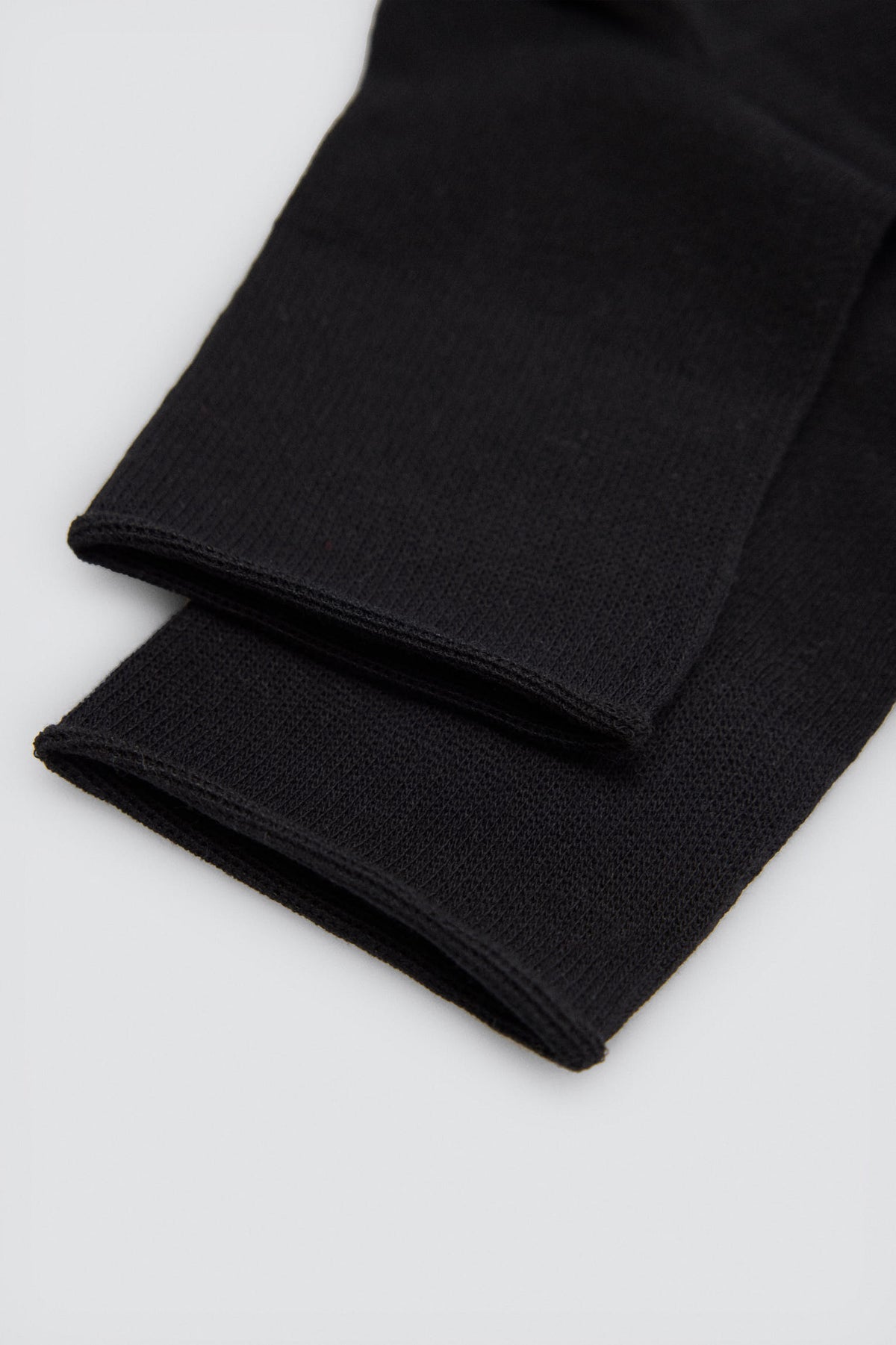 12996_NEGRO-pack-3-calcetines-mujer-transpirables-basicos-negros-ysabel-mora
