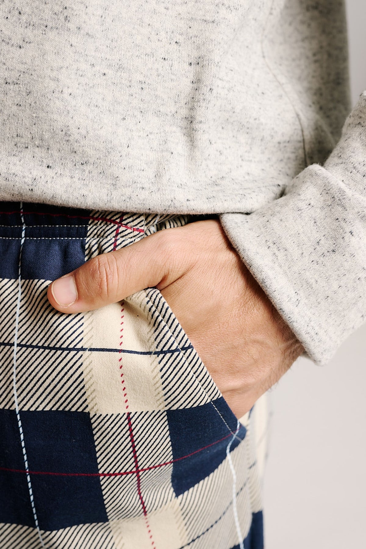 13011037-3-pijama-largo-hombre-explorer-estampado-cuadros