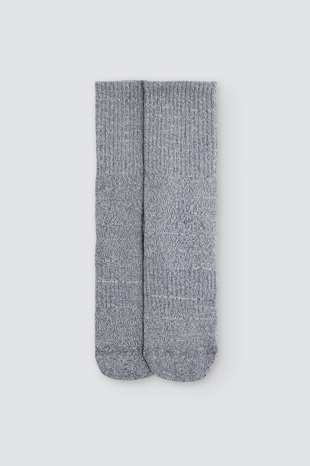 17399-calcetines-mujer-largos-antideslizantes-para-yoga-y-pilates-gris