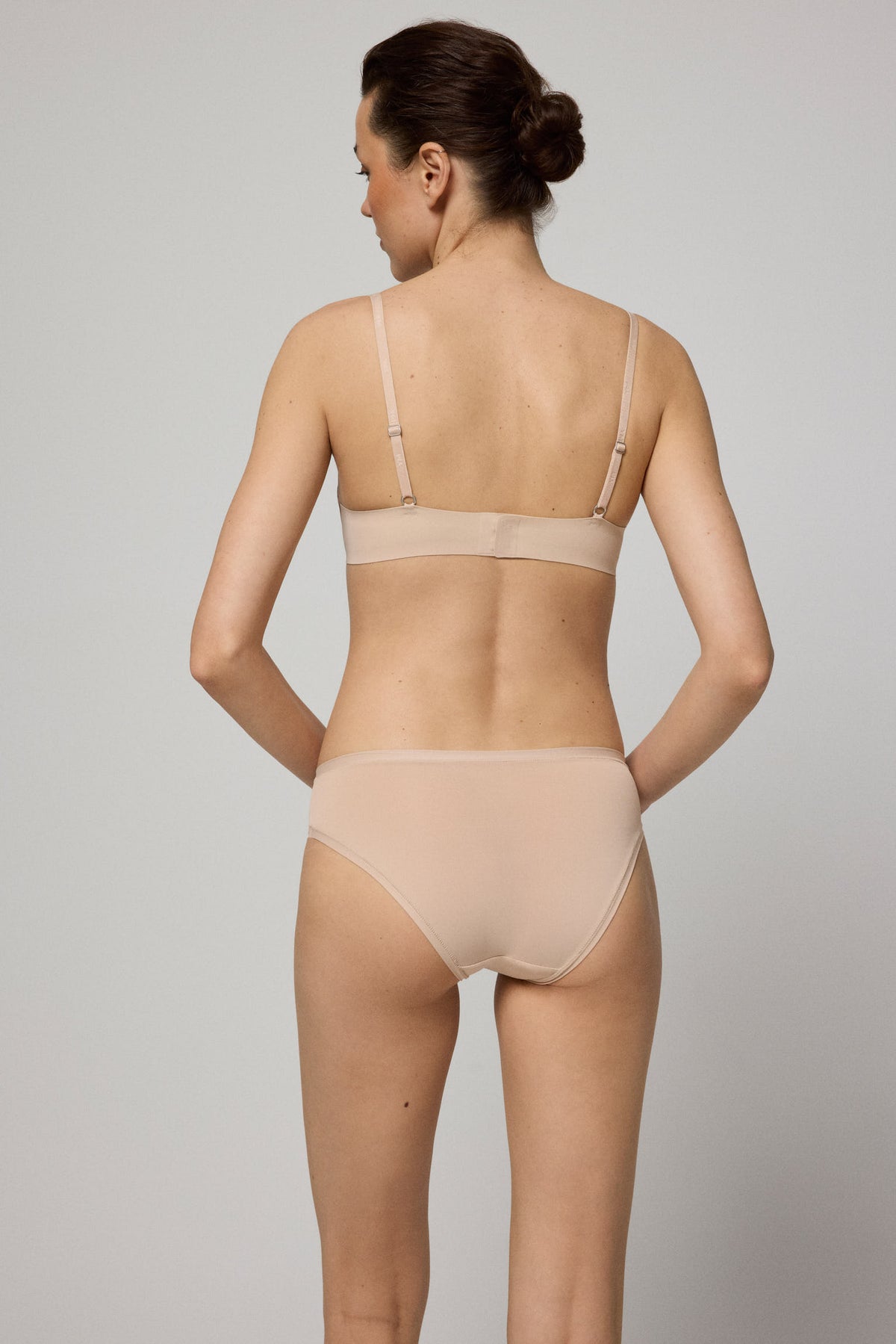 Pack 2 bragas midi básicas nude - Ysabel Mora