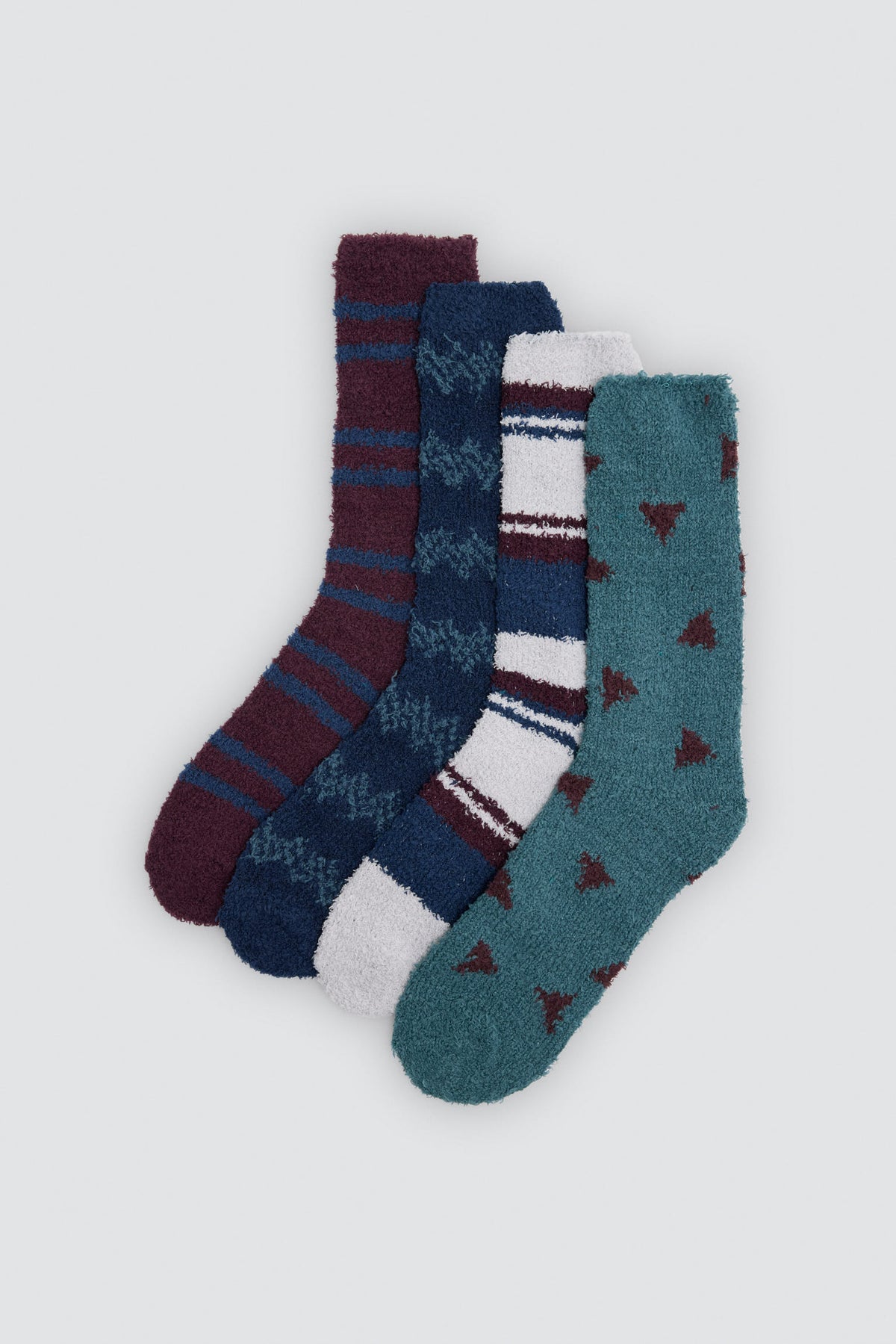 Lot de 4 chaussettes en flanelle rayures et motifs géométriques