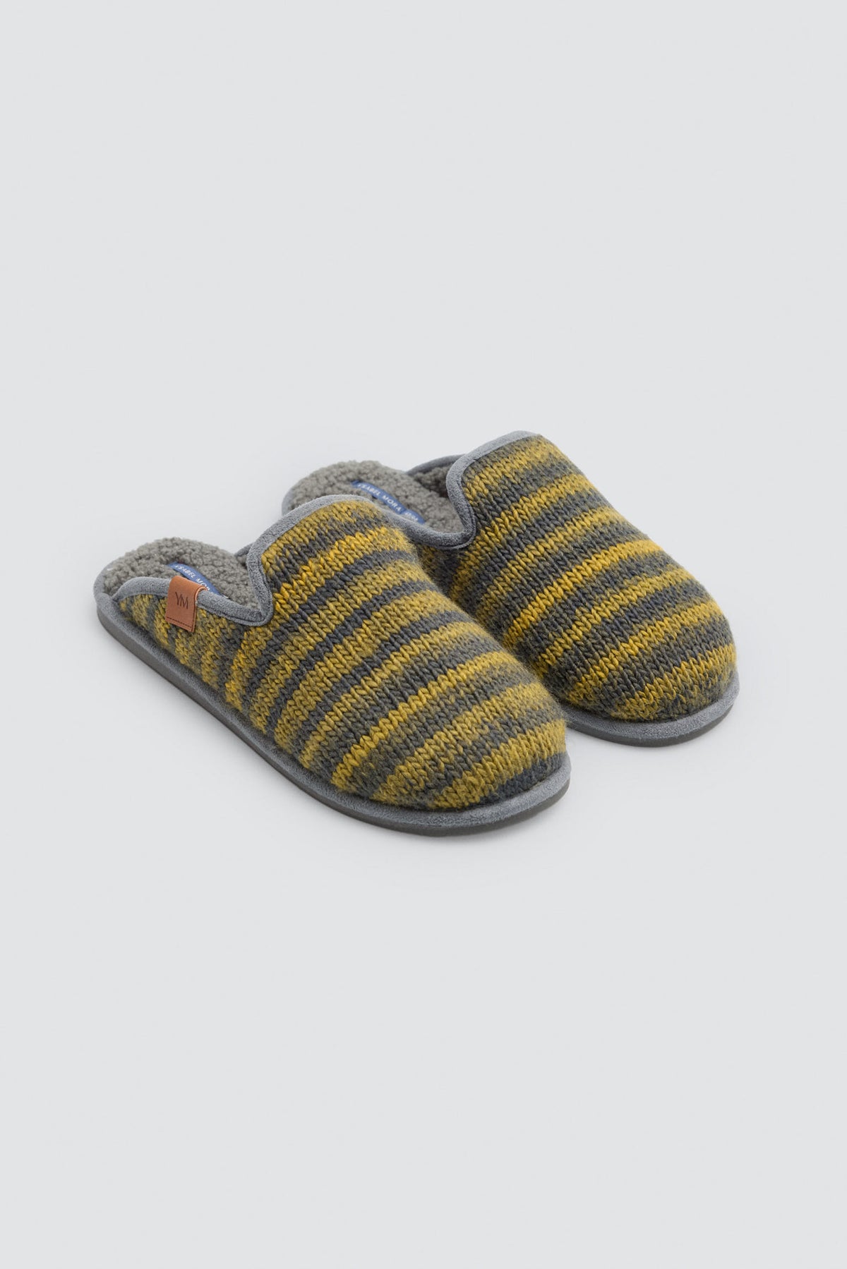 Chaussons homme en maille à rayures contrastées