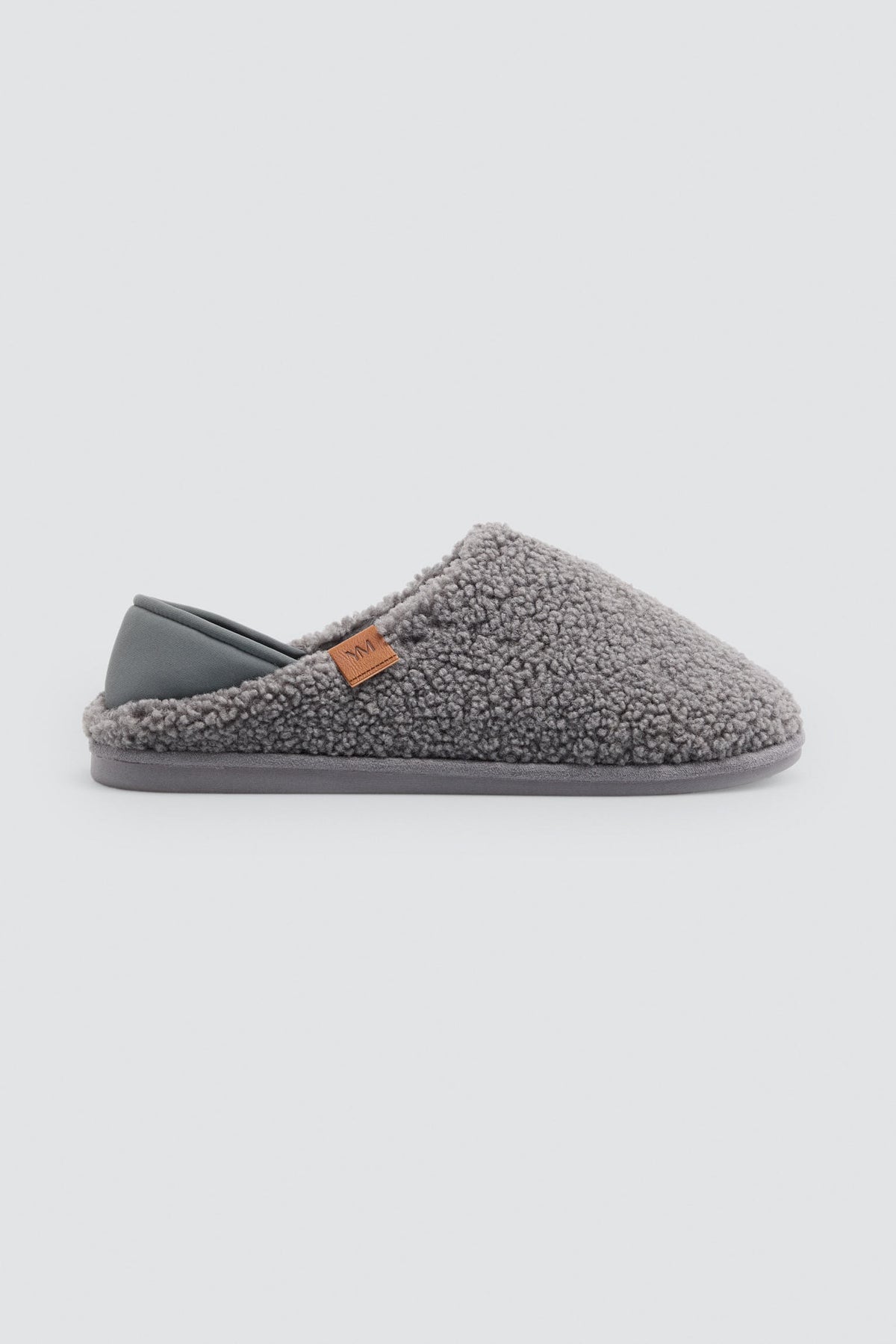 Chaussons homme fermés effet mouton