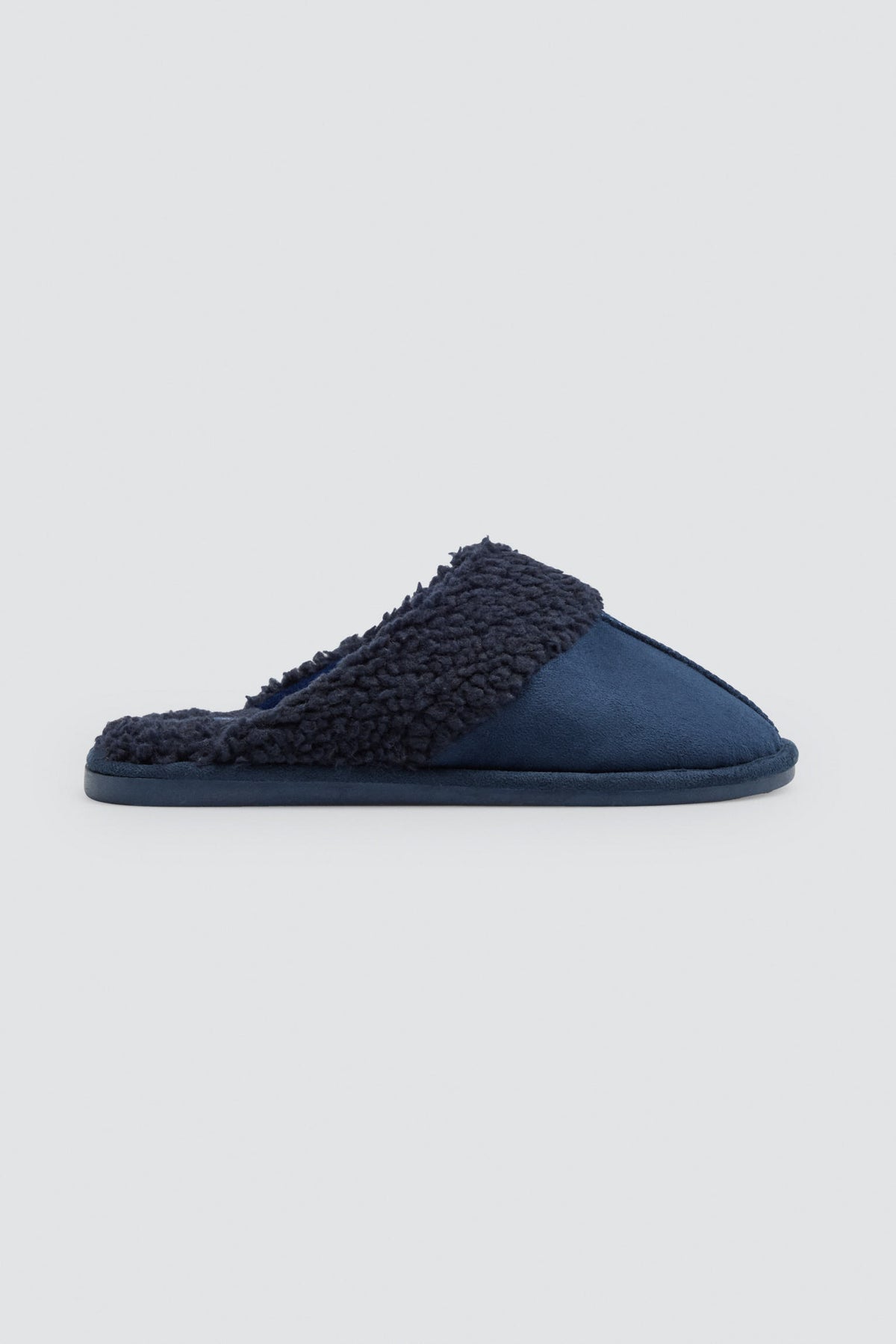 Chaussons homme bleu marine ouverts au talon effet mouton