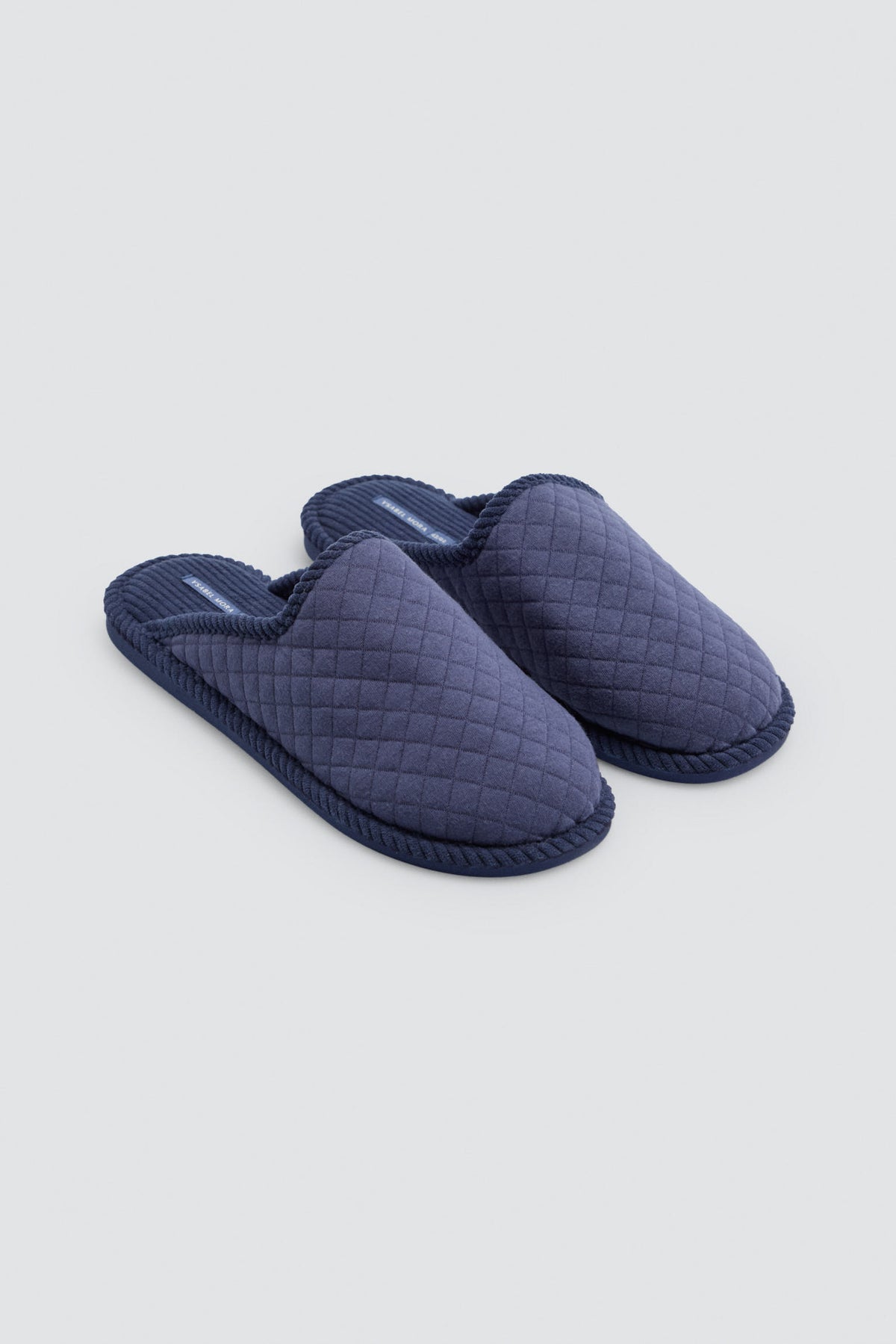 Chaussons homme matelassés bleu marine effet velours côtelé