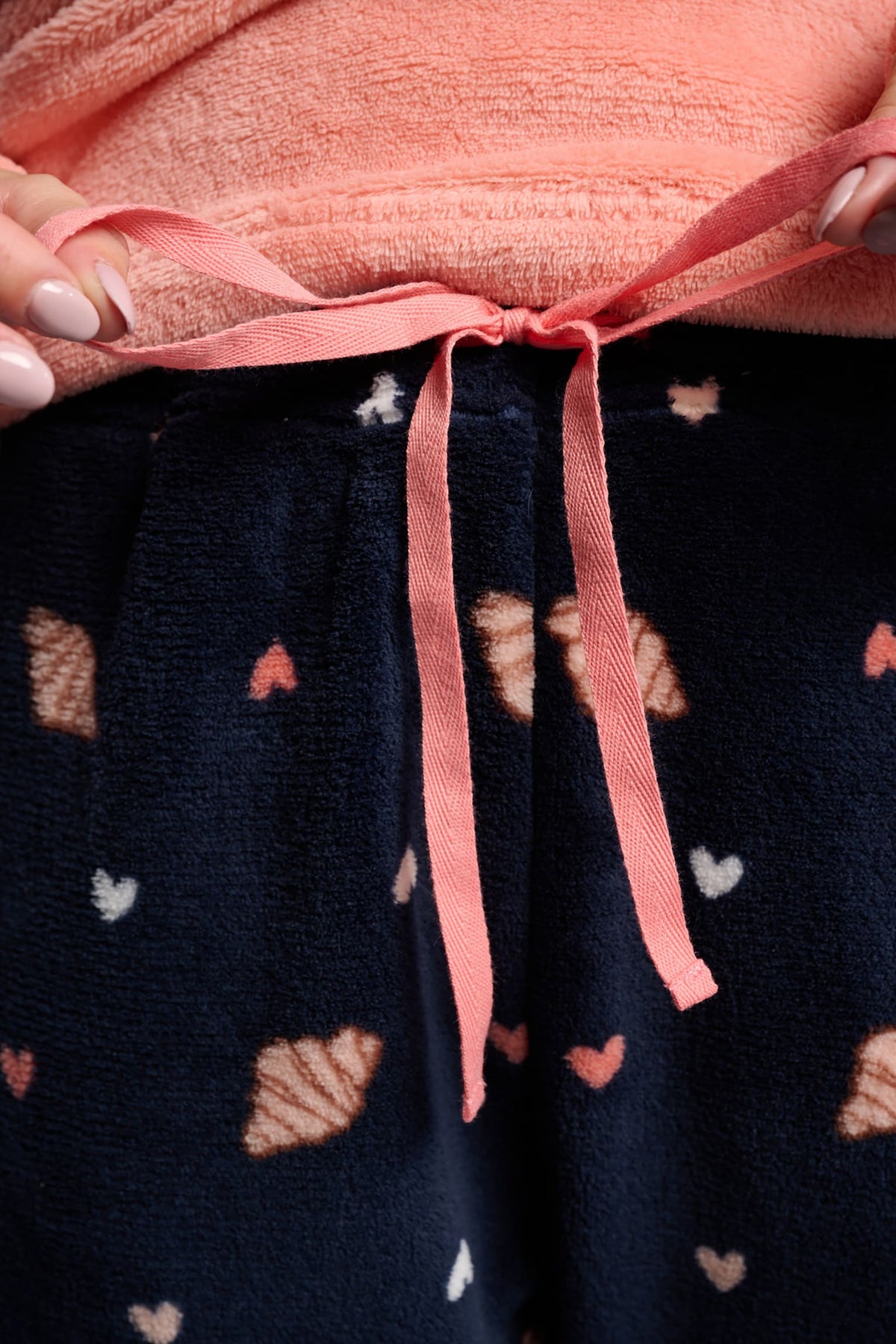 26236-pijama-largo-polar-coralina-mujer-mensaje-i-love-domingos