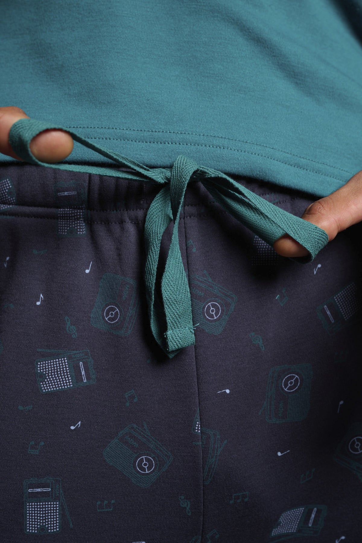 Pyjama long homme molletonné imprimé radio
