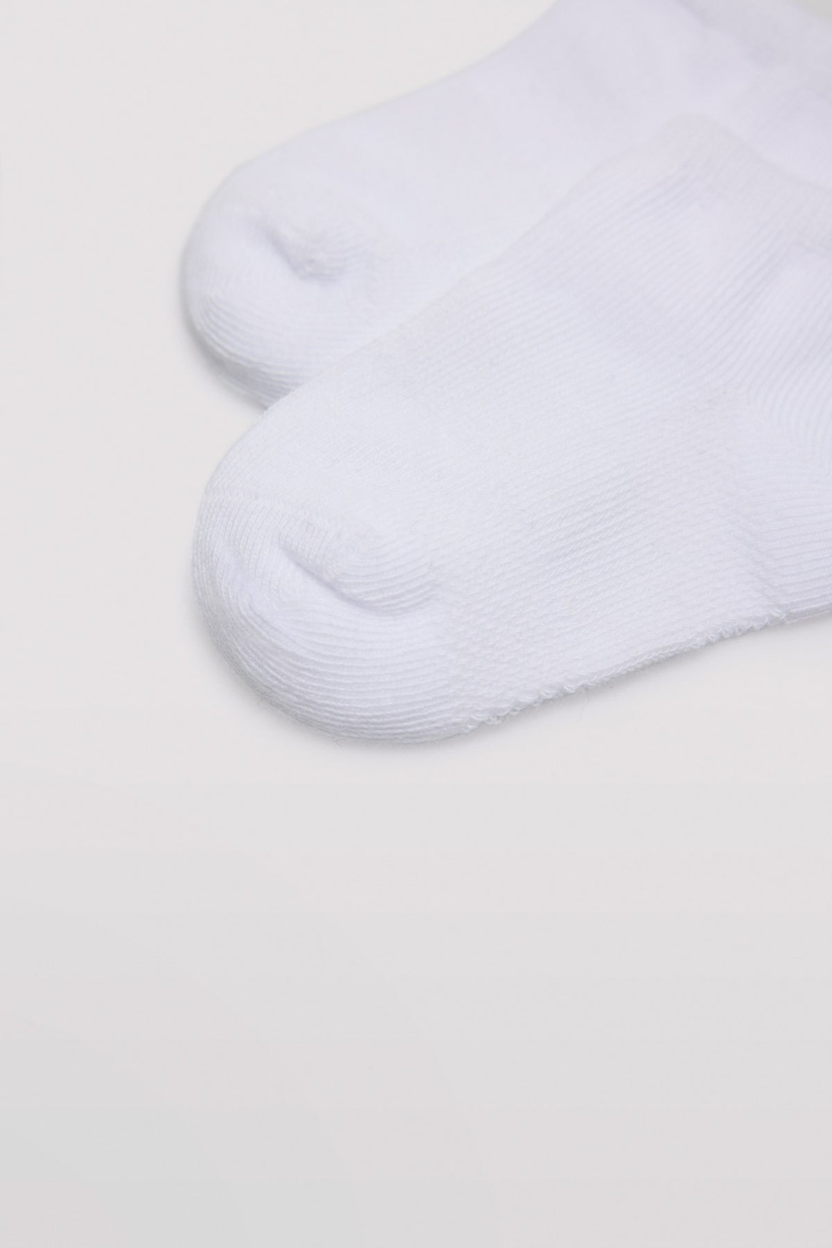 52305KIT-3-pack-calcetines-bebe-basicos-transpirables-ysabel-mora-colores