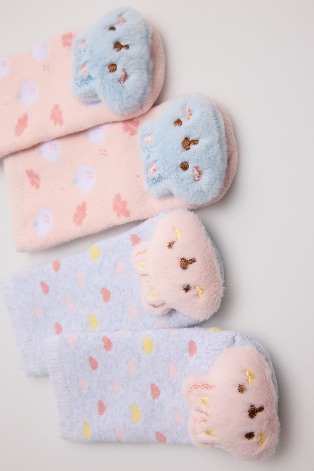 Lot de 2 chaussettes thermiques sensorielles bébé lapins 3D
