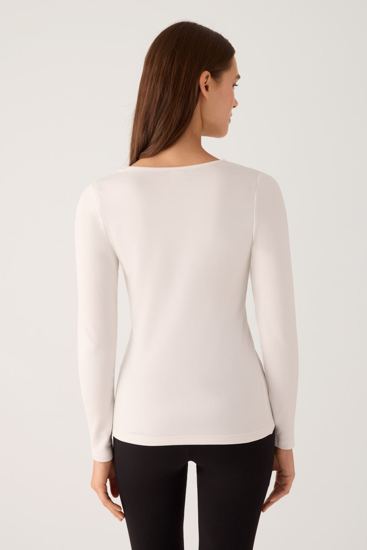 T-shirt thermique à manches longues et col en V pour femme, orné de dentelle ivoire