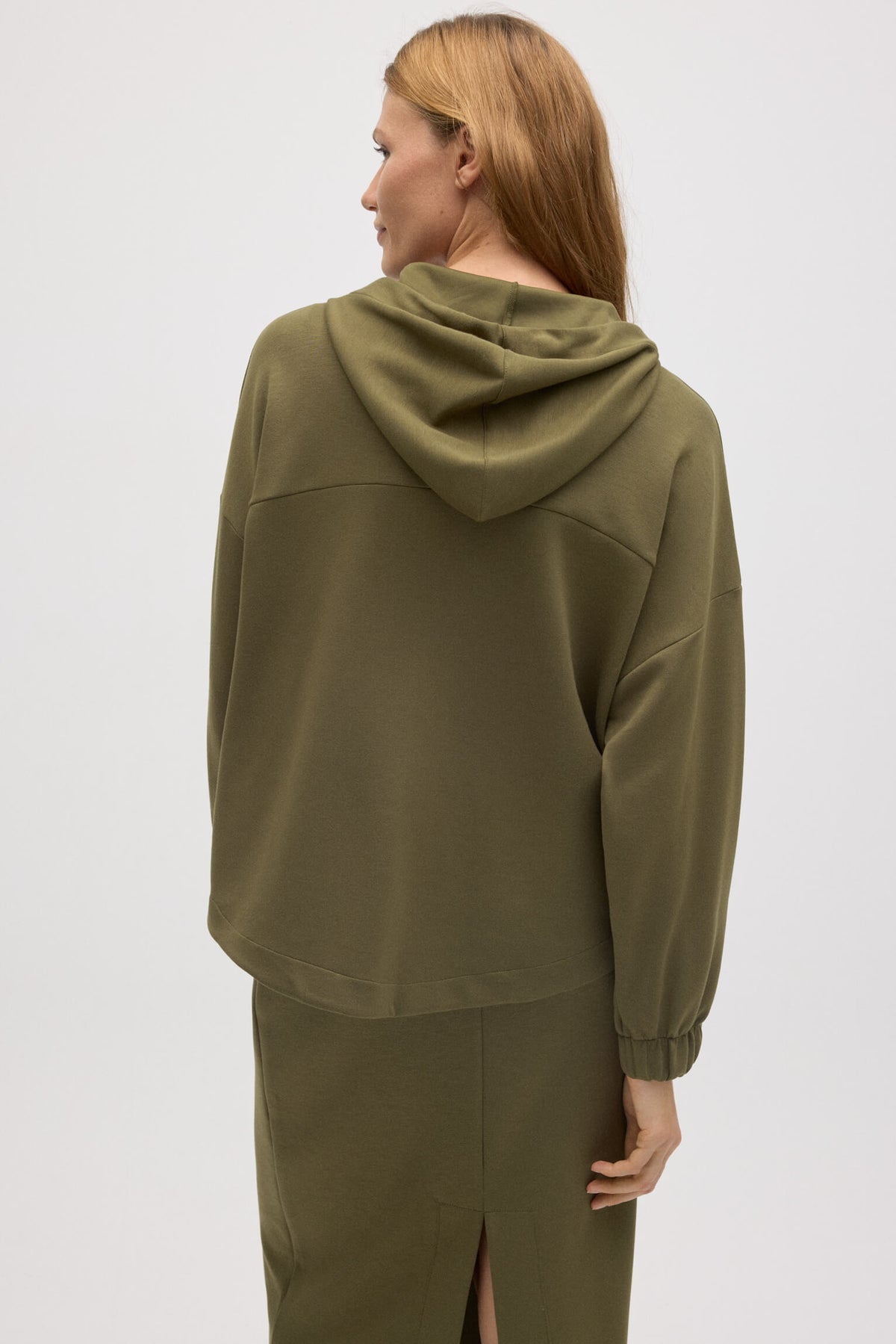 70675-3-sudadera-con-capucha-fluida-verde