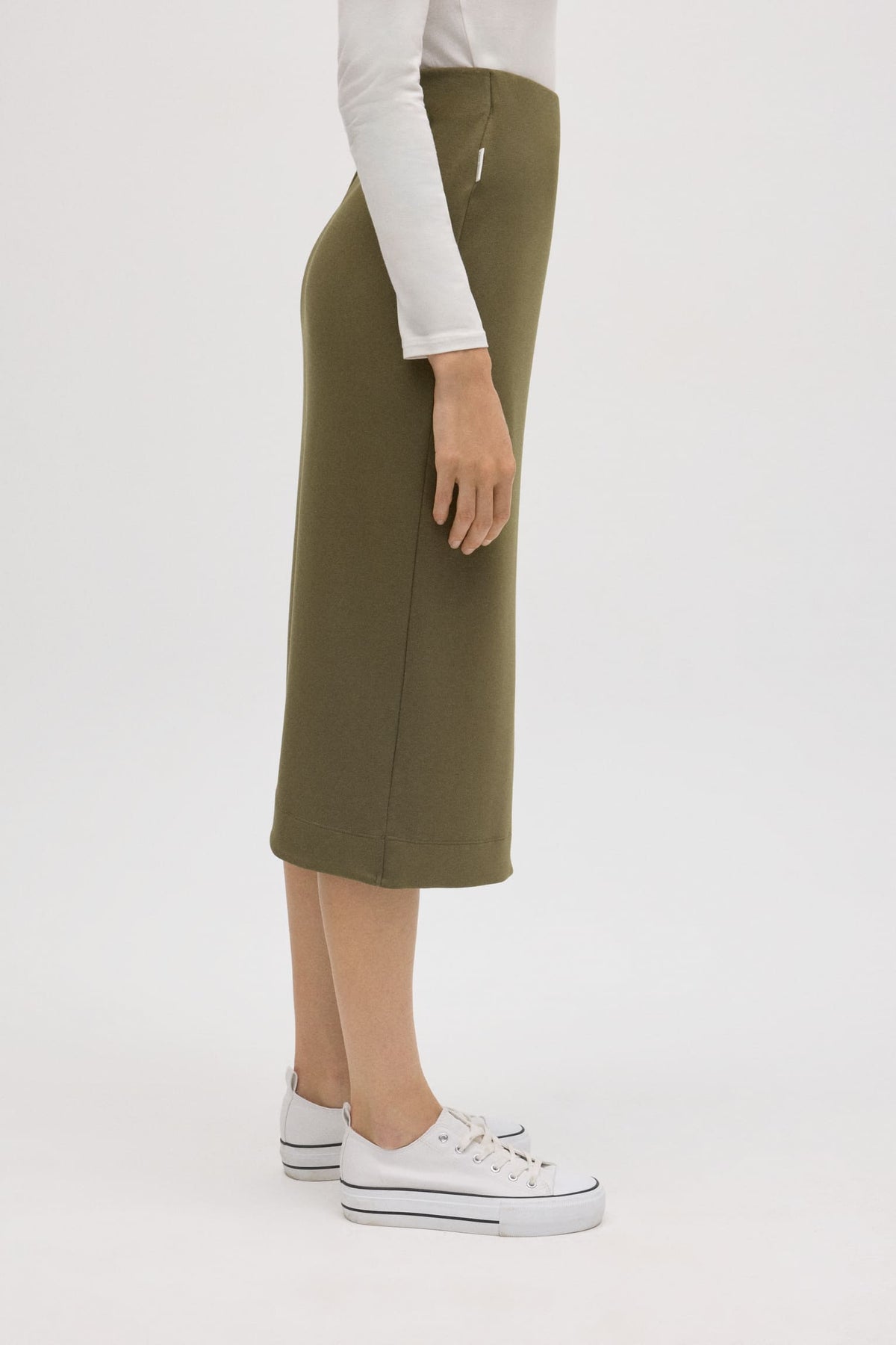 70677-3-falda-midi-fluida-verde