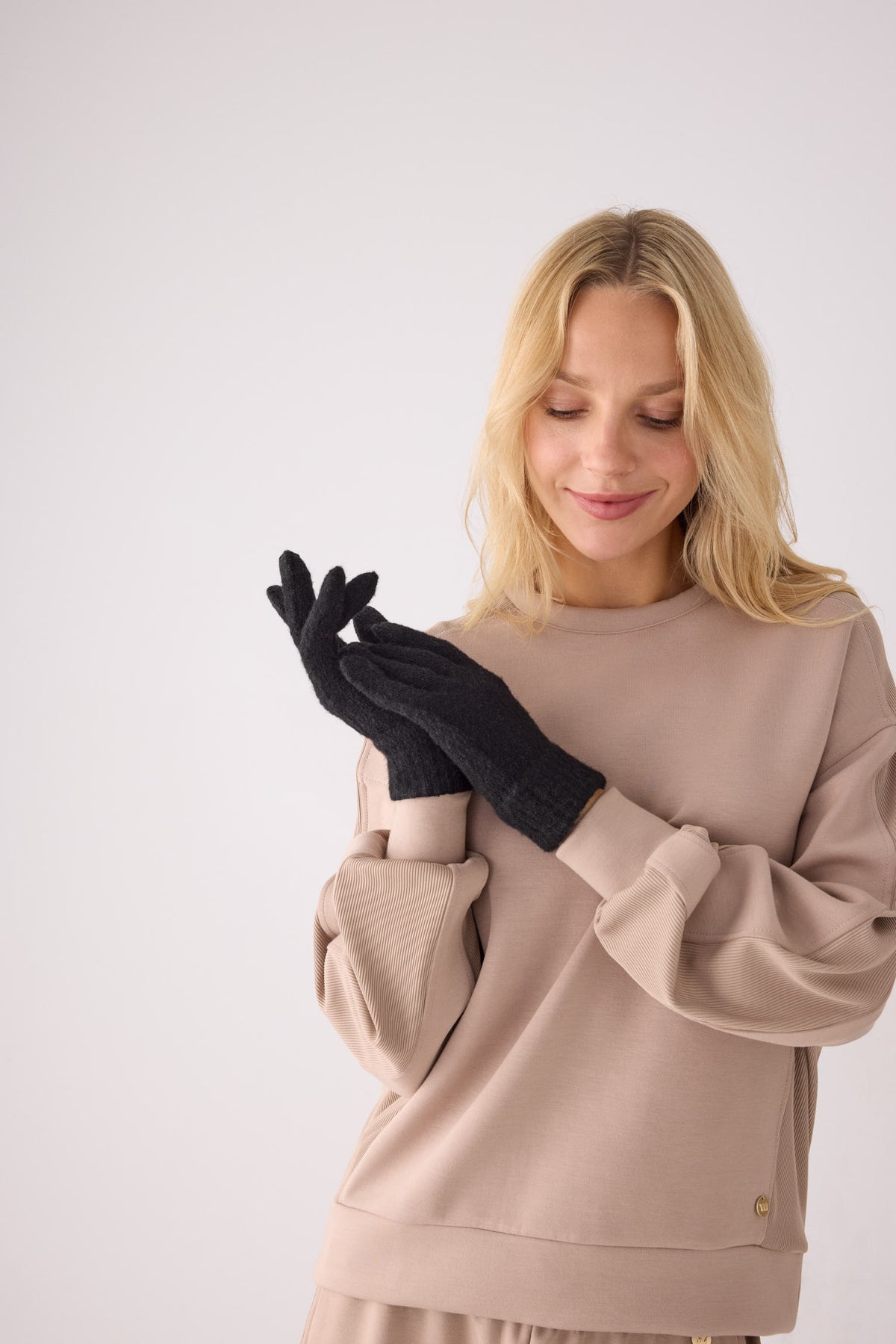 Gants tactiles en maille noirs pour femme