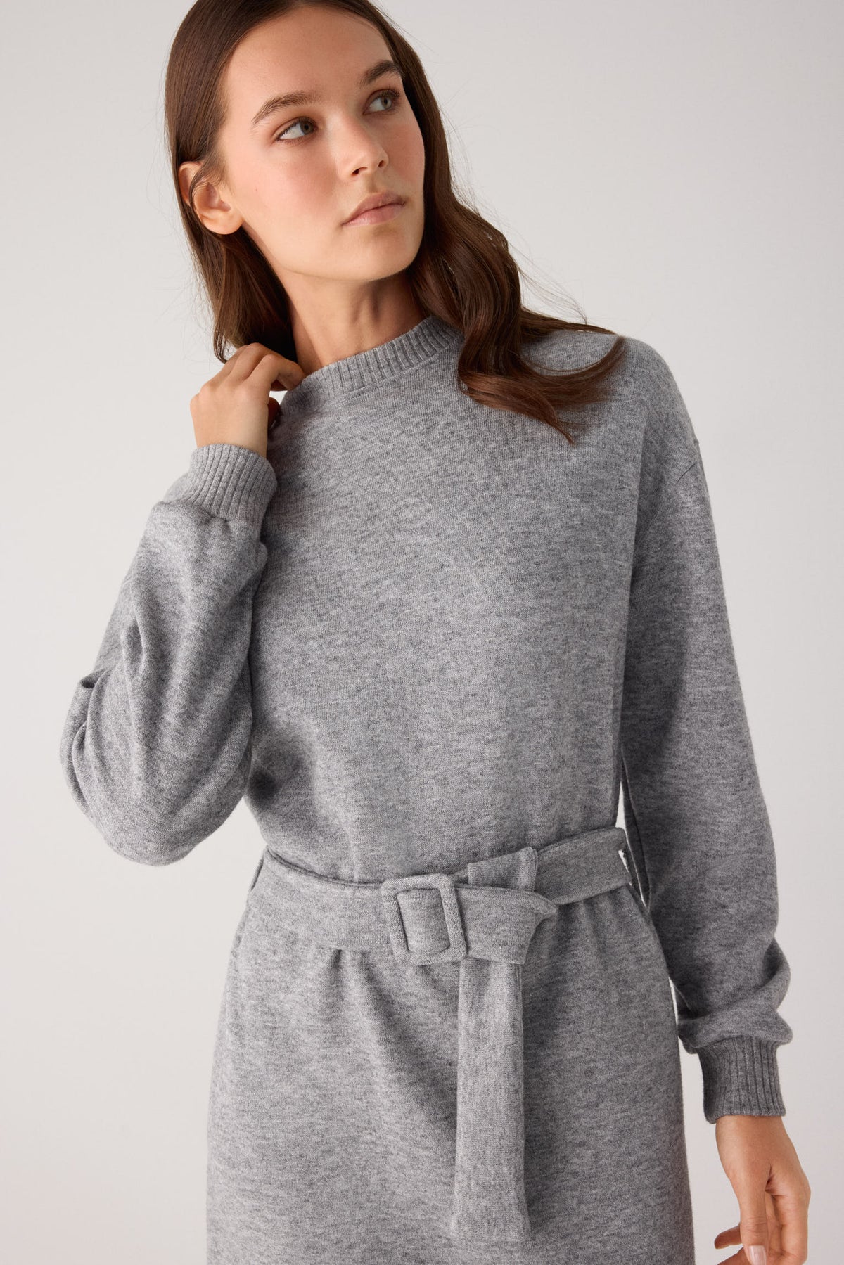 70726-melange-grey-vestido-calido-corto-cinturon-ajustable-gris