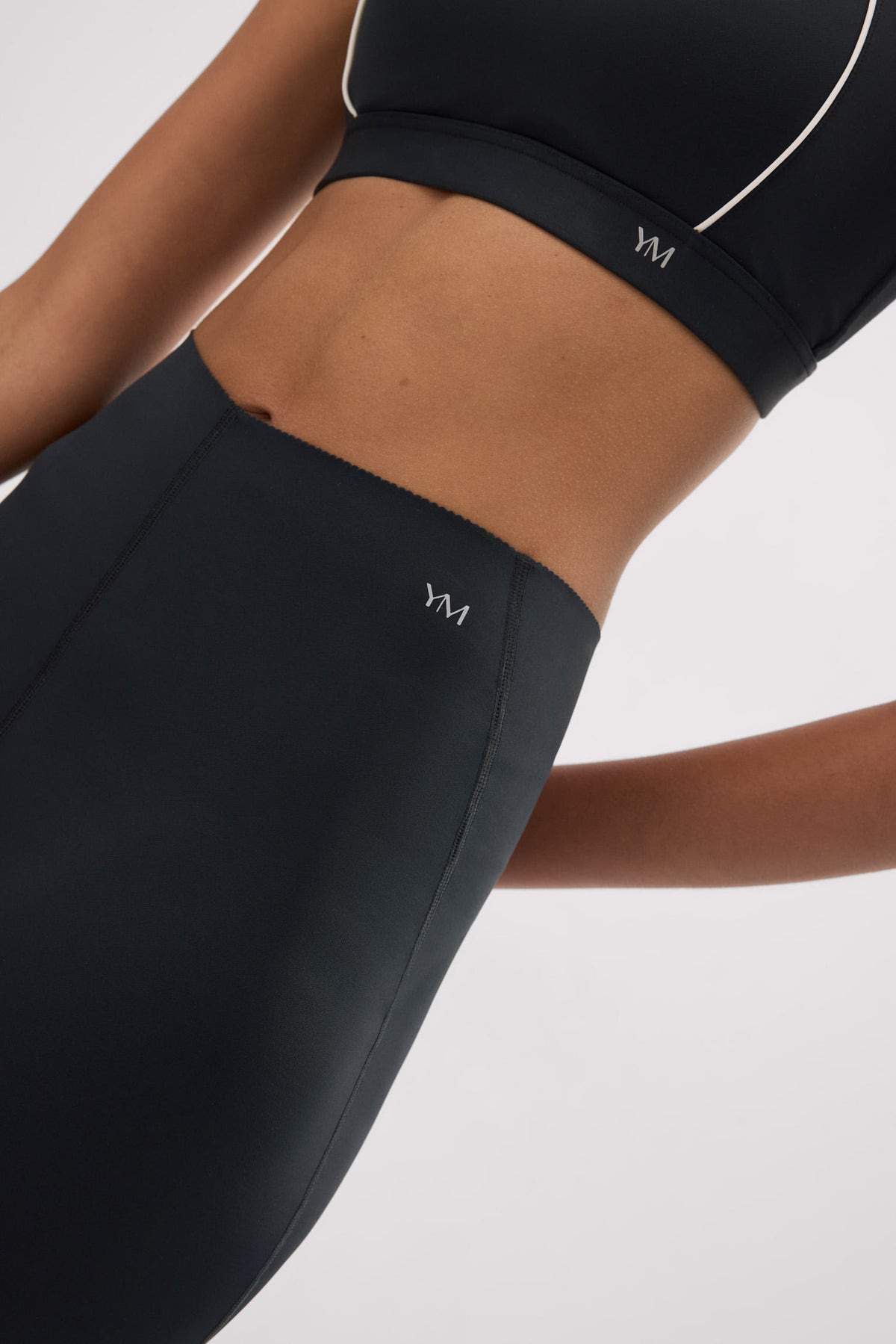 Leggings deportivos Compressive biker negro - Ysabel Mora