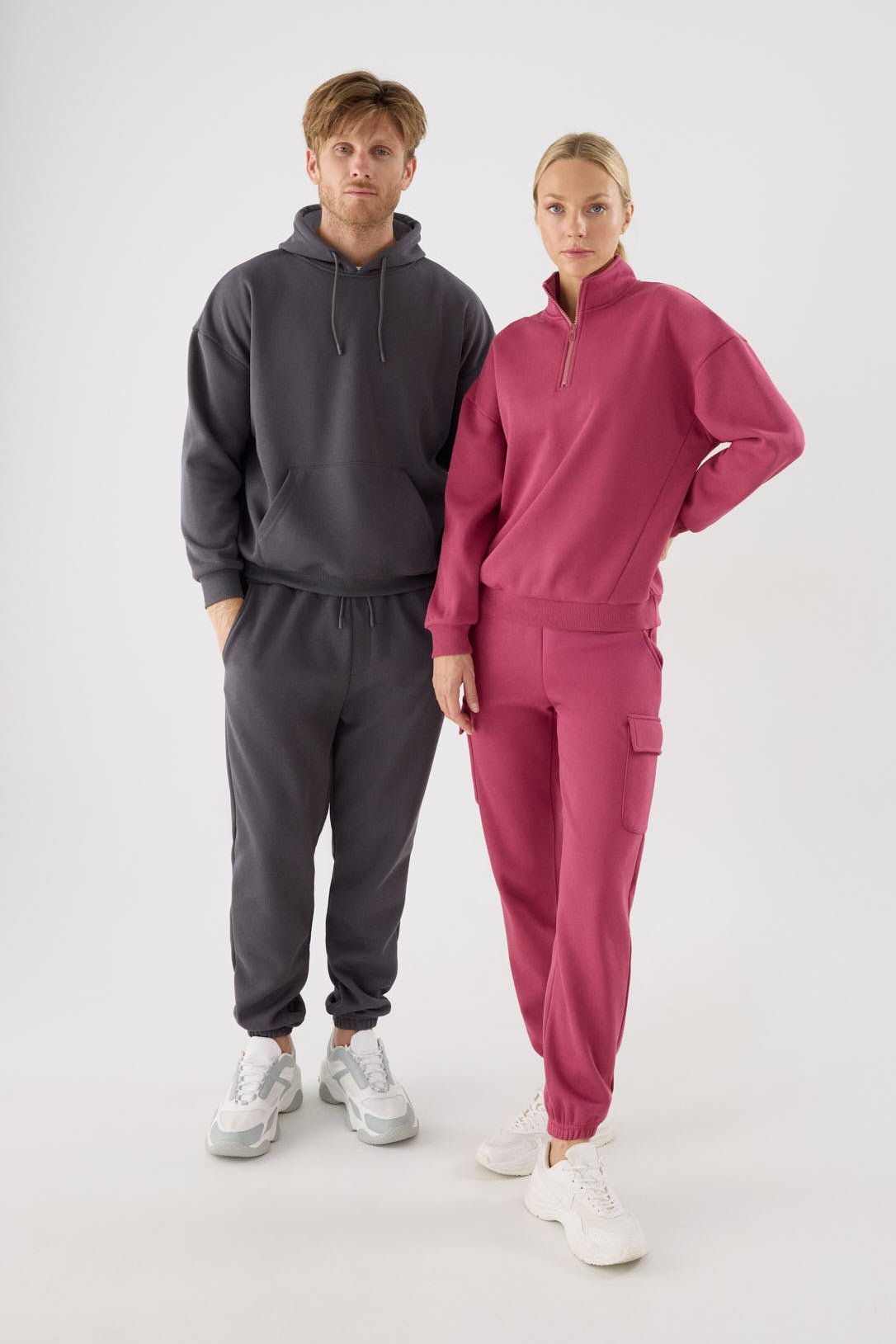 Sweat à capuche sport homme anthracite molletonné