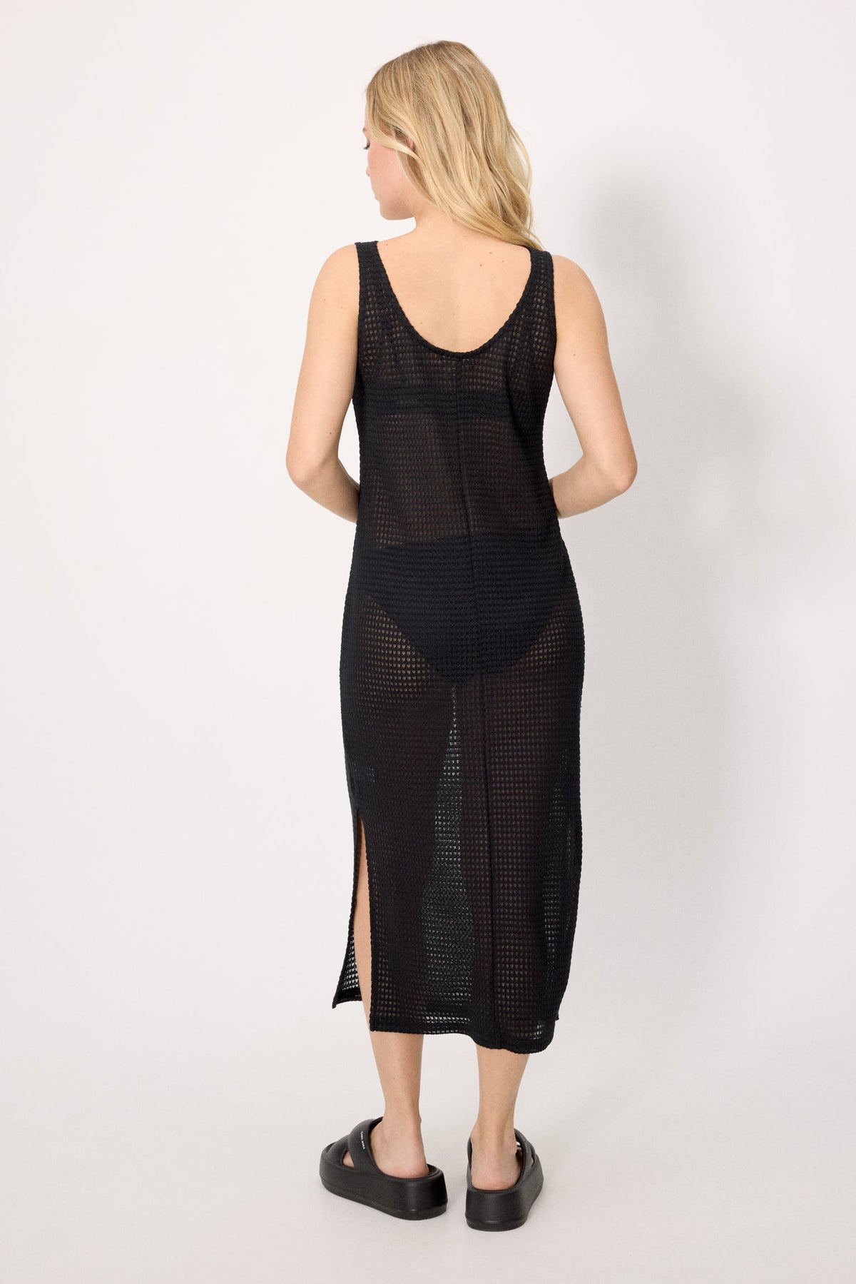 86271-vestido-mujer-verano-largo-calado-tirantes-negro